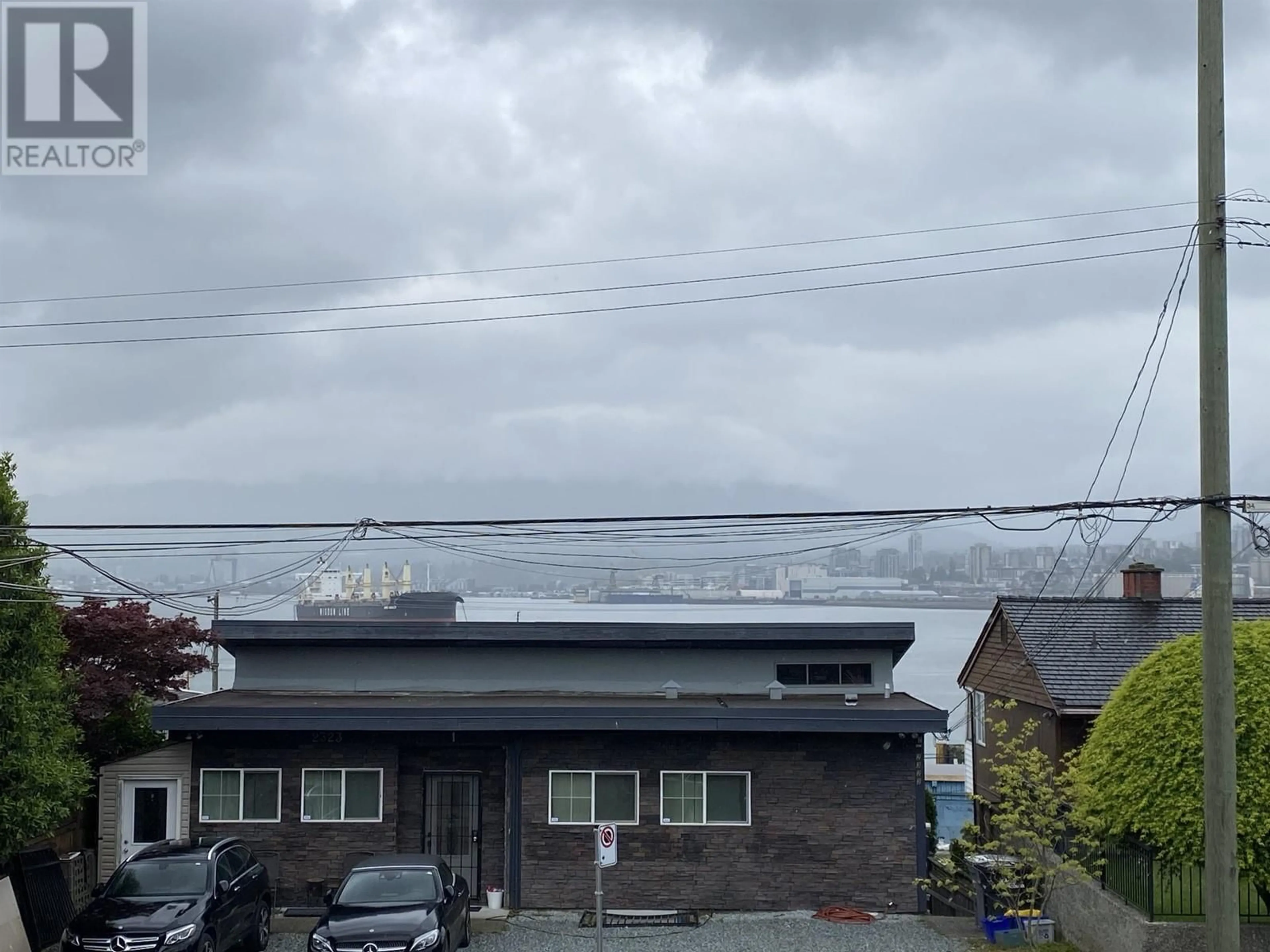 A pic from outside/outdoor area/front of a property/back of a property/a pic from drone, unknown for 2318 WALL STREET, Vancouver British Columbia V5L1B7
