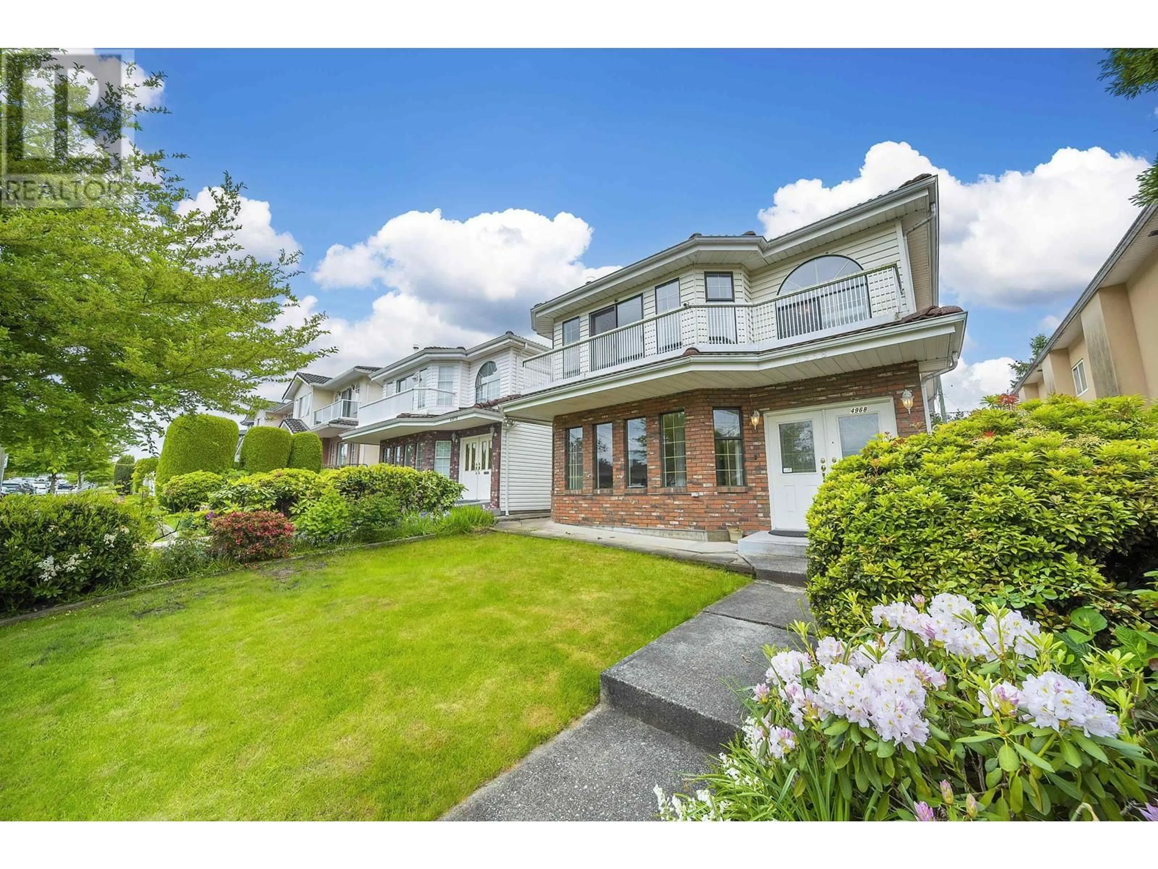 A pic from outside/outdoor area/front of a property/back of a property/a pic from drone, street for 4968 DOMINION STREET, Burnaby British Columbia V5G1C9
