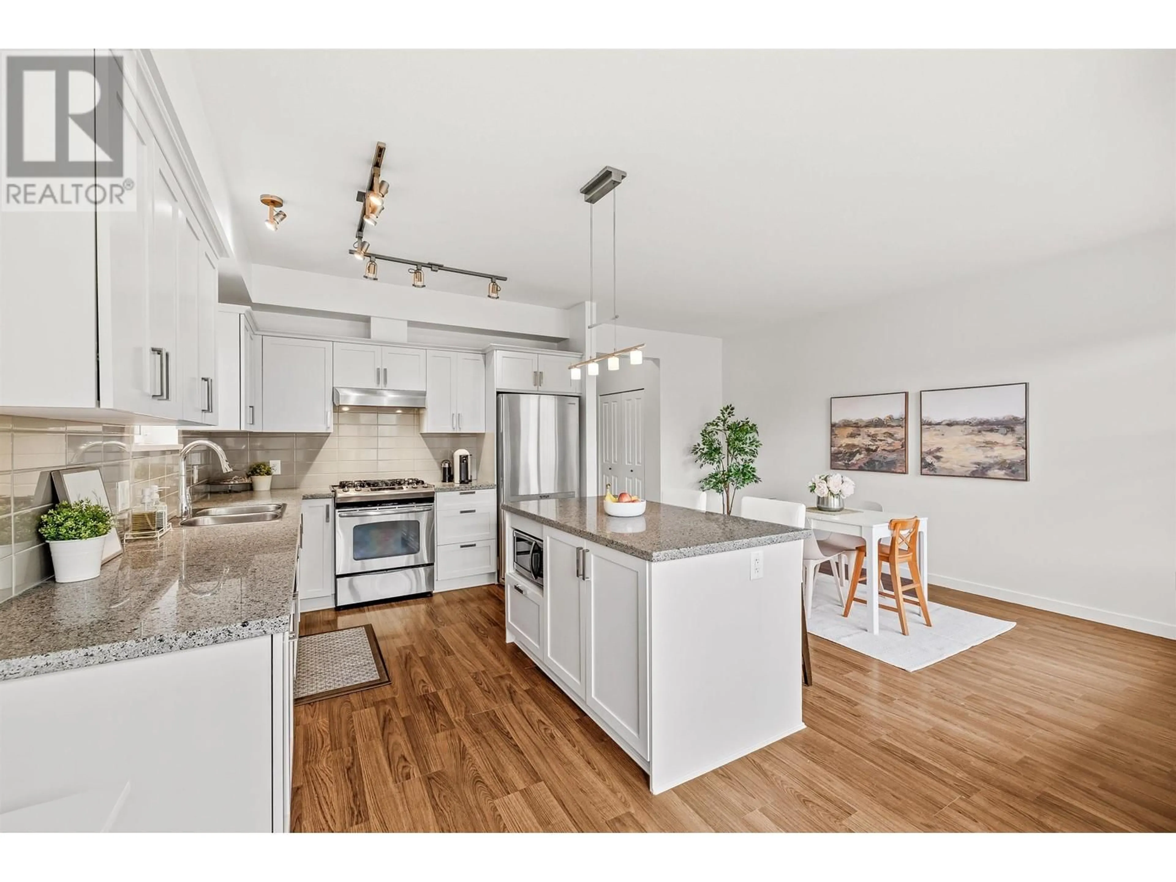 Open concept kitchen, unknown for 1433 COLLINS ROAD, Coquitlam British Columbia V3E0A9