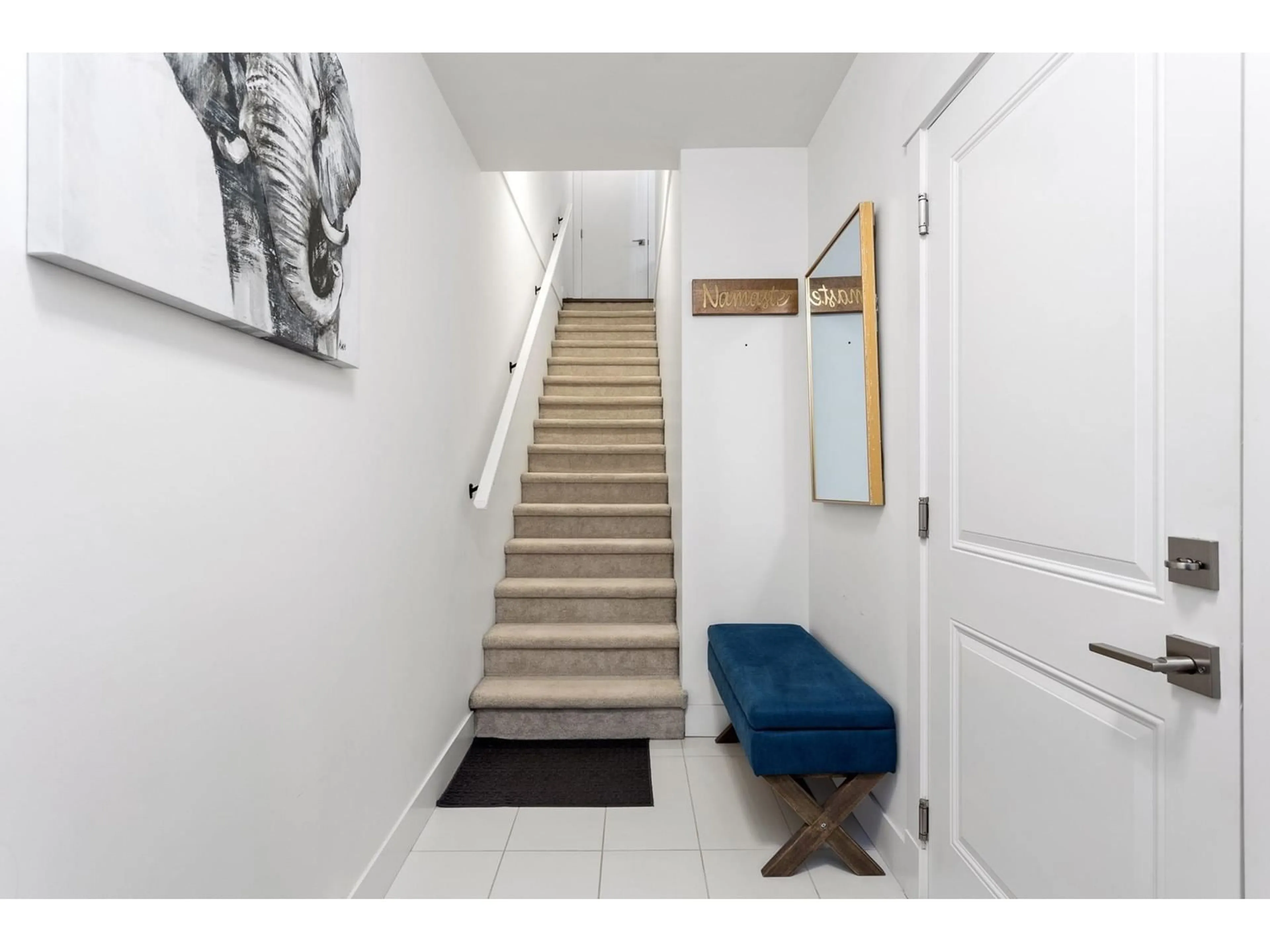 Indoor entryway for 28 - 6188 141, Surrey British Columbia V3X0J7