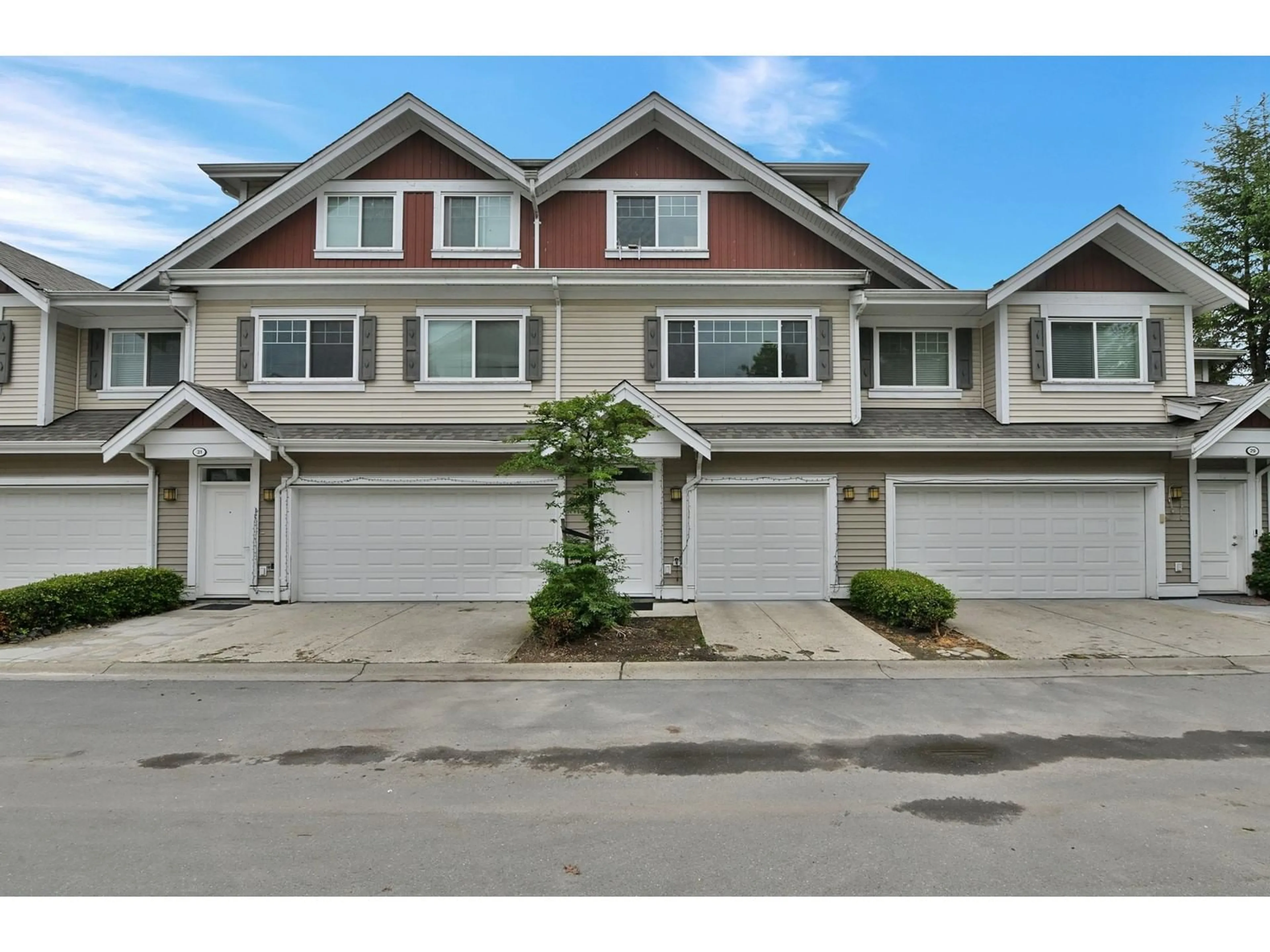 Unknown for 30 - 30748 CARDINAL, Abbotsford British Columbia V2T5P5