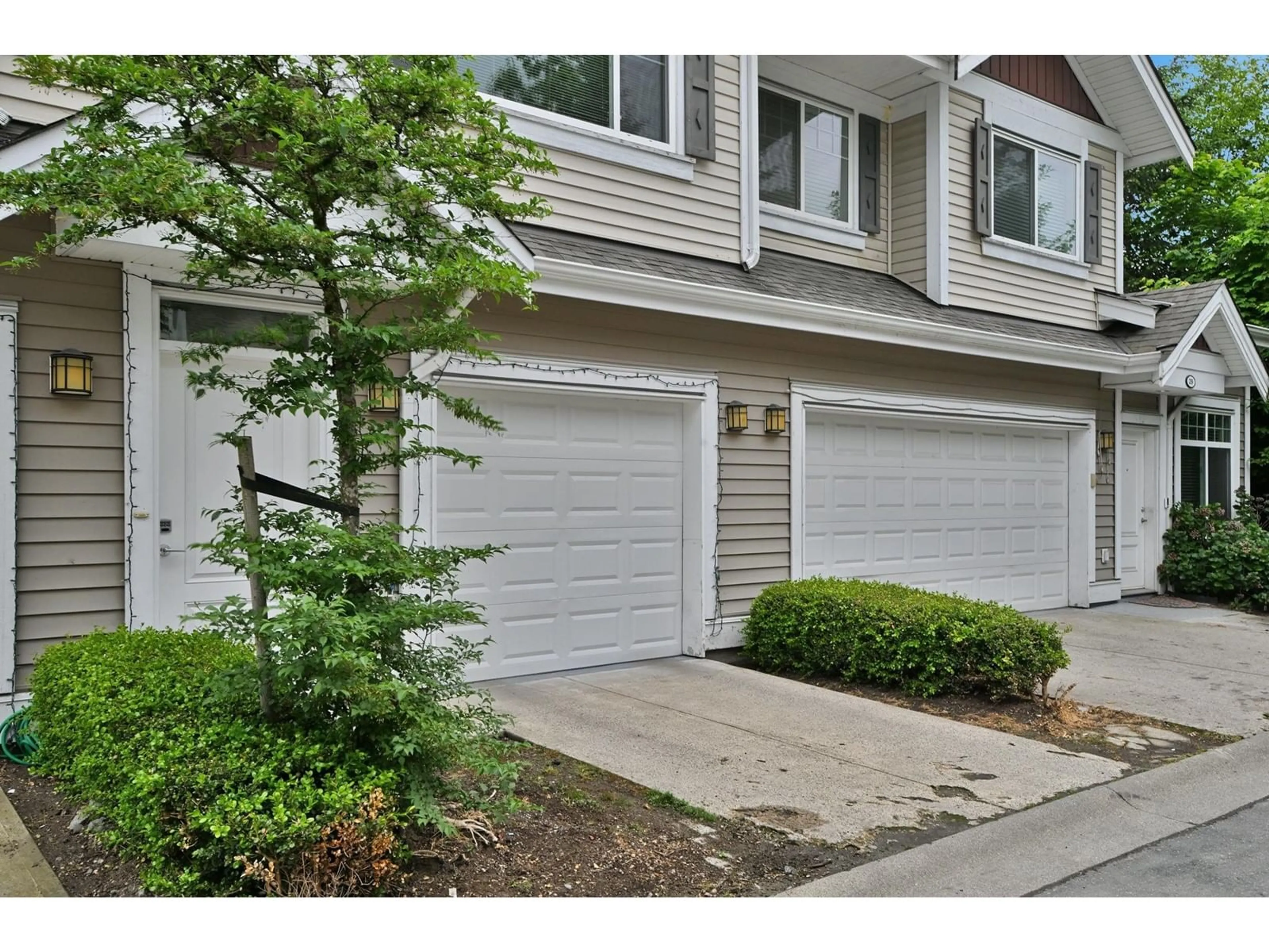 Unknown for 30 - 30748 CARDINAL, Abbotsford British Columbia V2T5P5