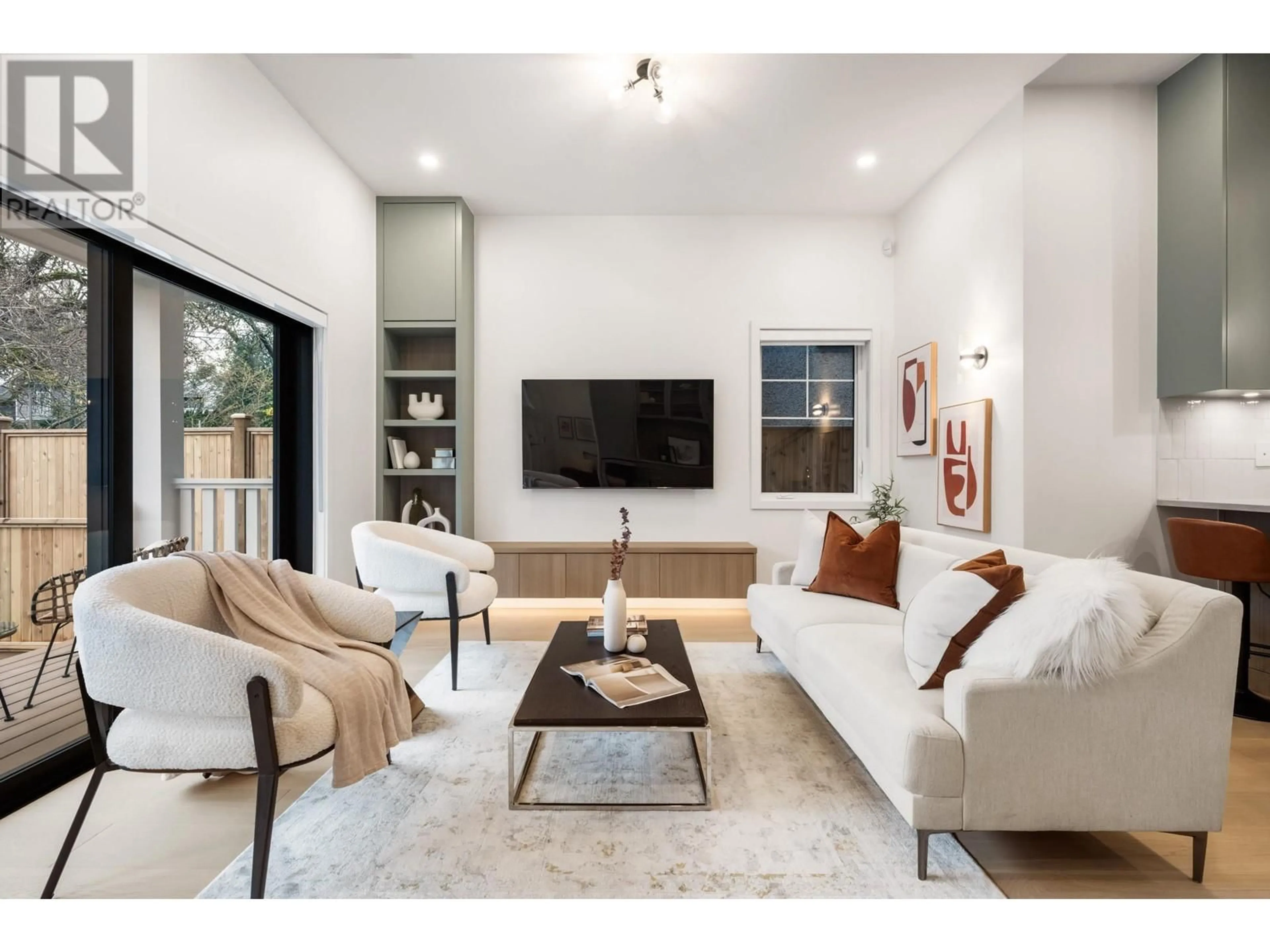 Living room with furniture, unknown for 1317 18TH AVENUE, Vancouver British Columbia V5V1H5