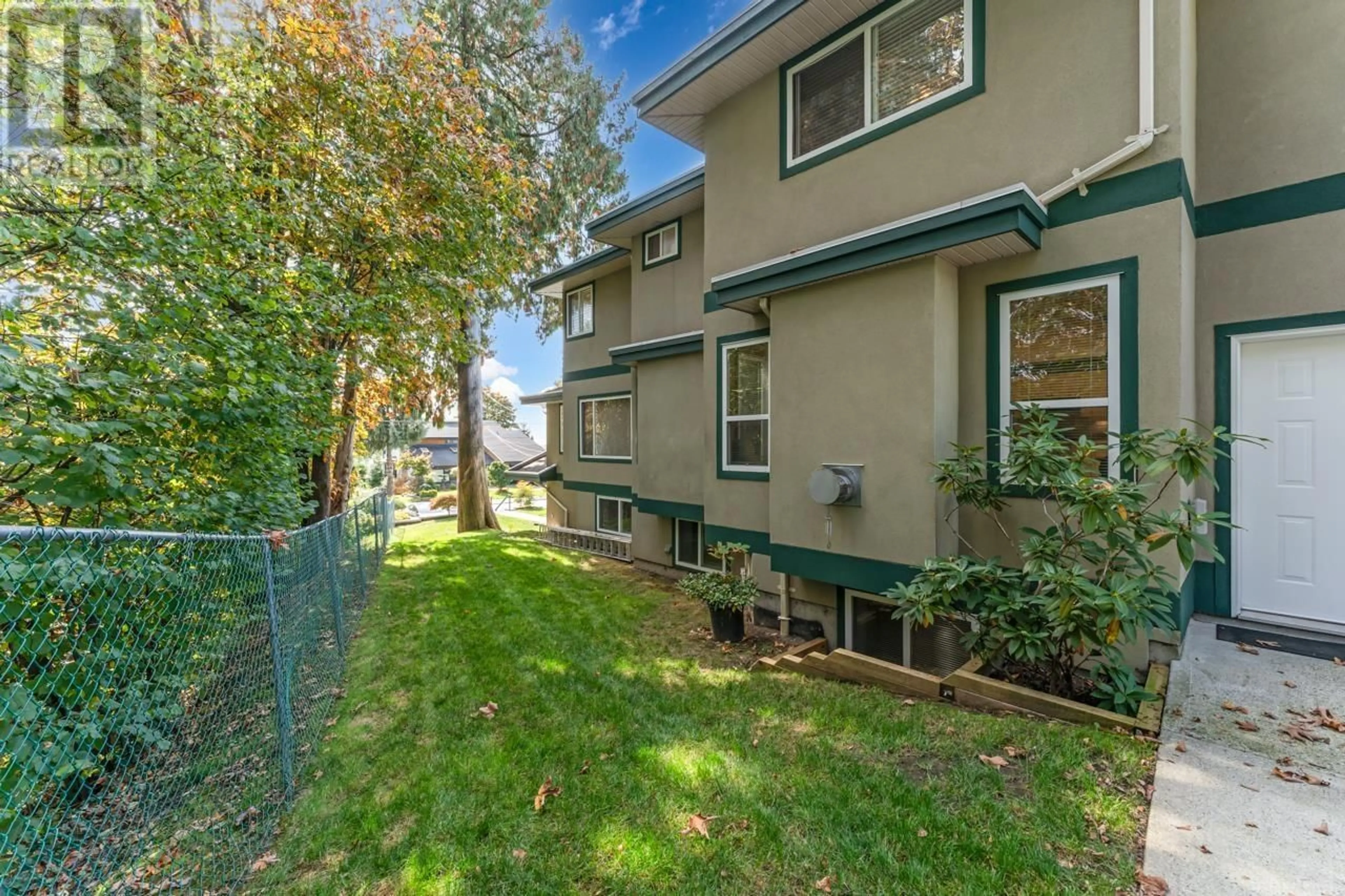 Patio, street for 969 MADORE AVENUE, Coquitlam British Columbia V3K3B4