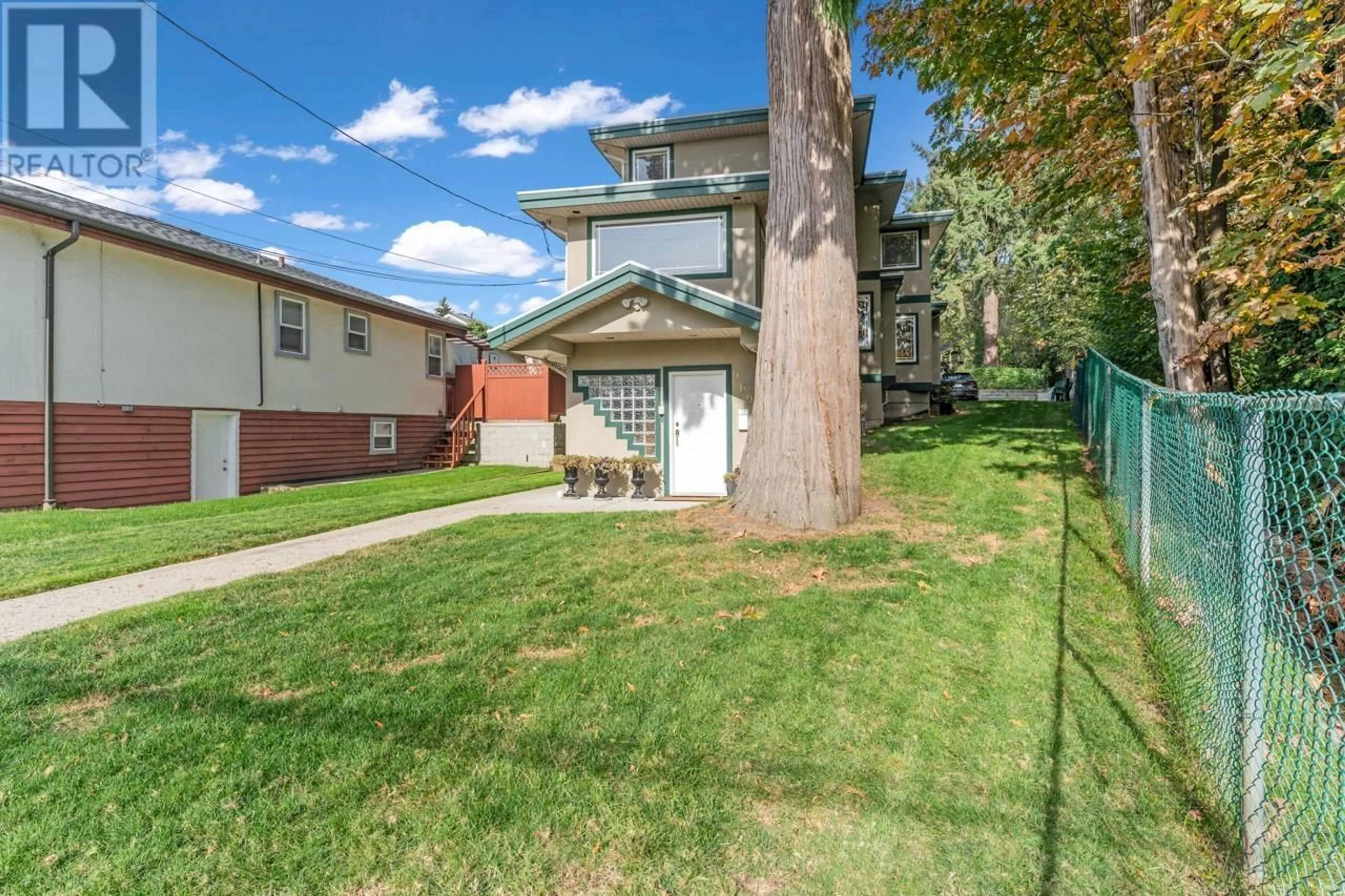 Patio, street for 969 MADORE AVENUE, Coquitlam British Columbia V3K3B4