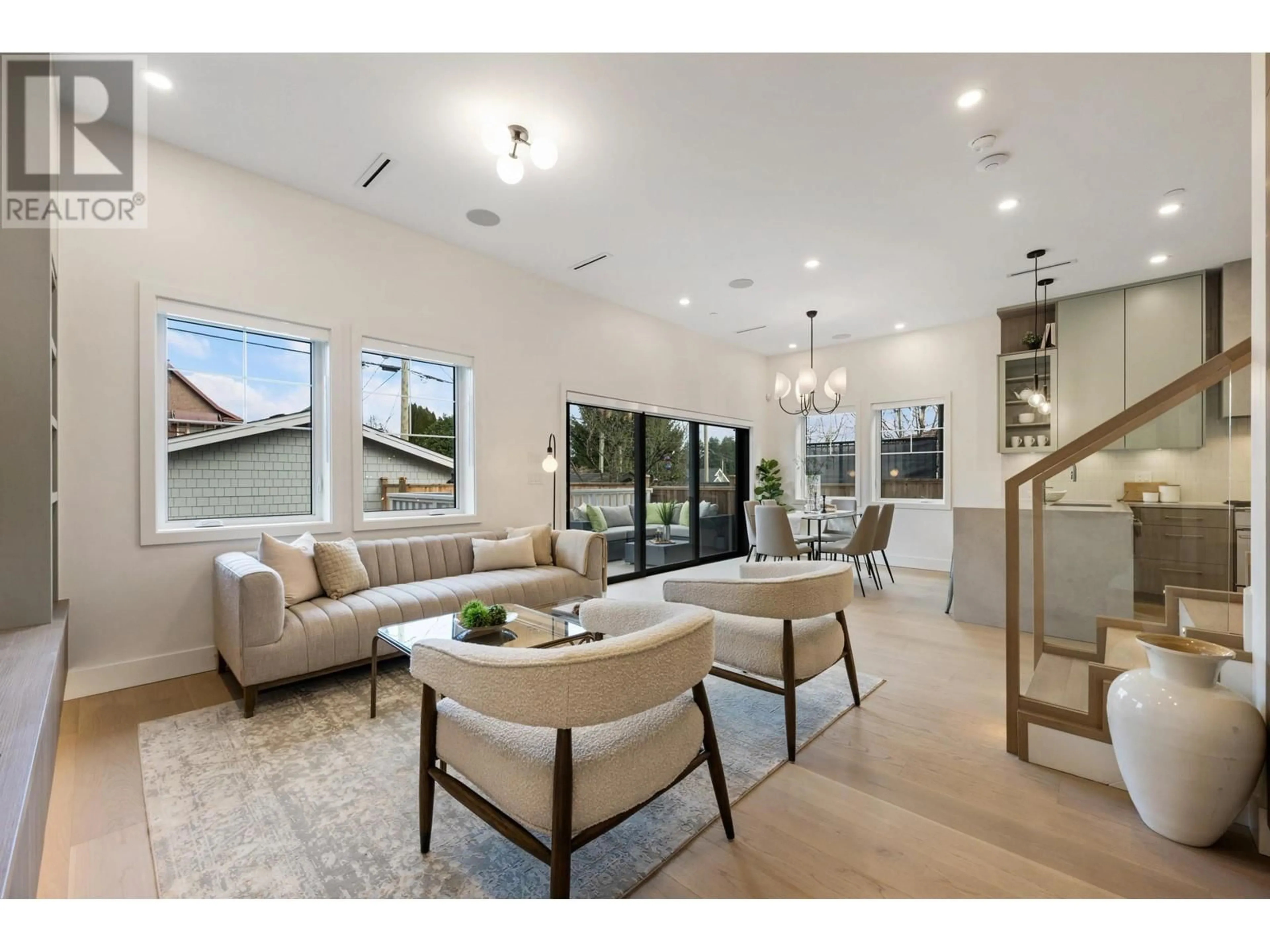 Living room with furniture, unknown for 1315 18TH AVENUE, Vancouver British Columbia V5V1H5