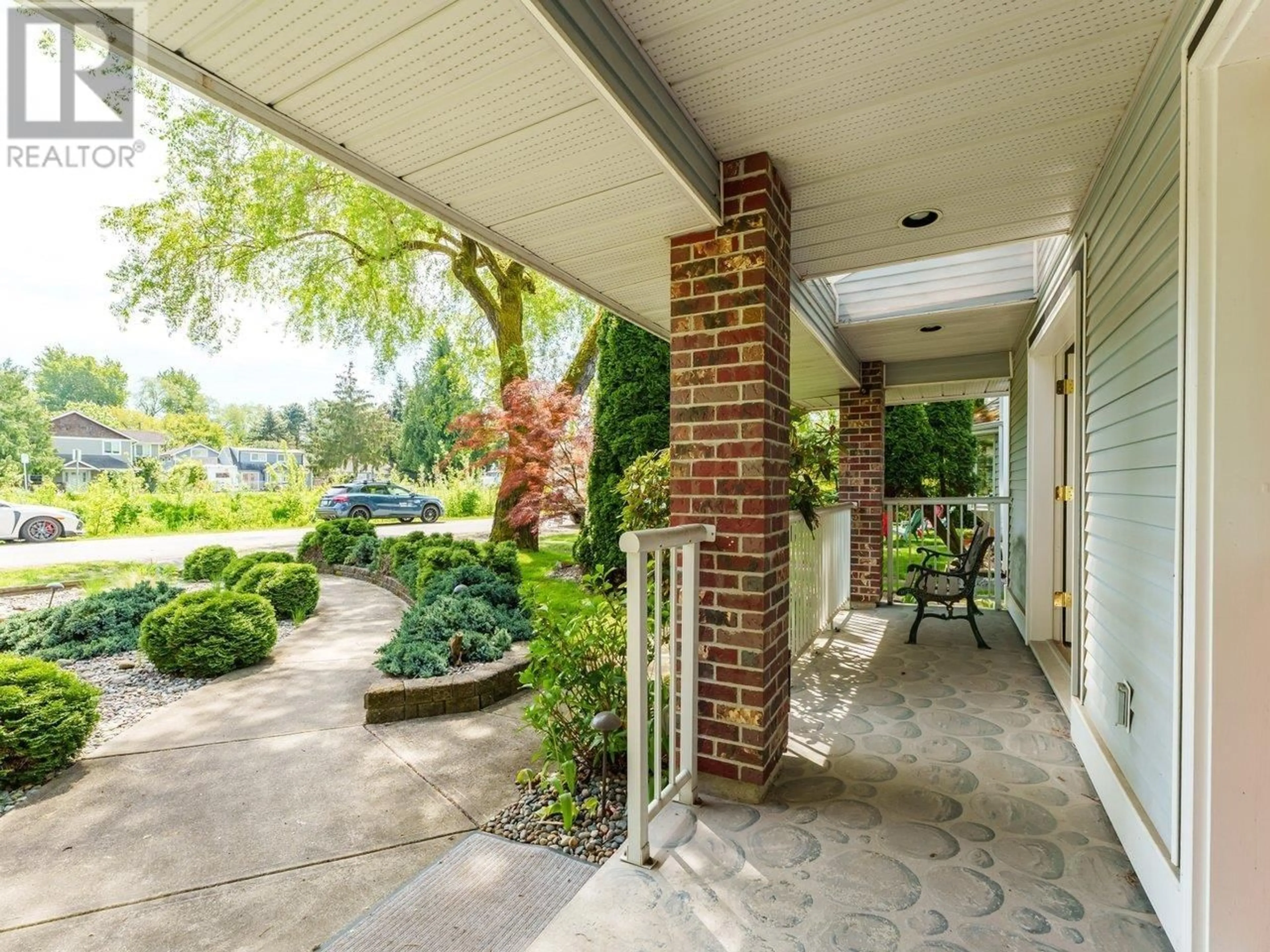 Patio, water/lake/river/ocean view for 631 CATALINA CRESCENT, Richmond British Columbia V7B1C9