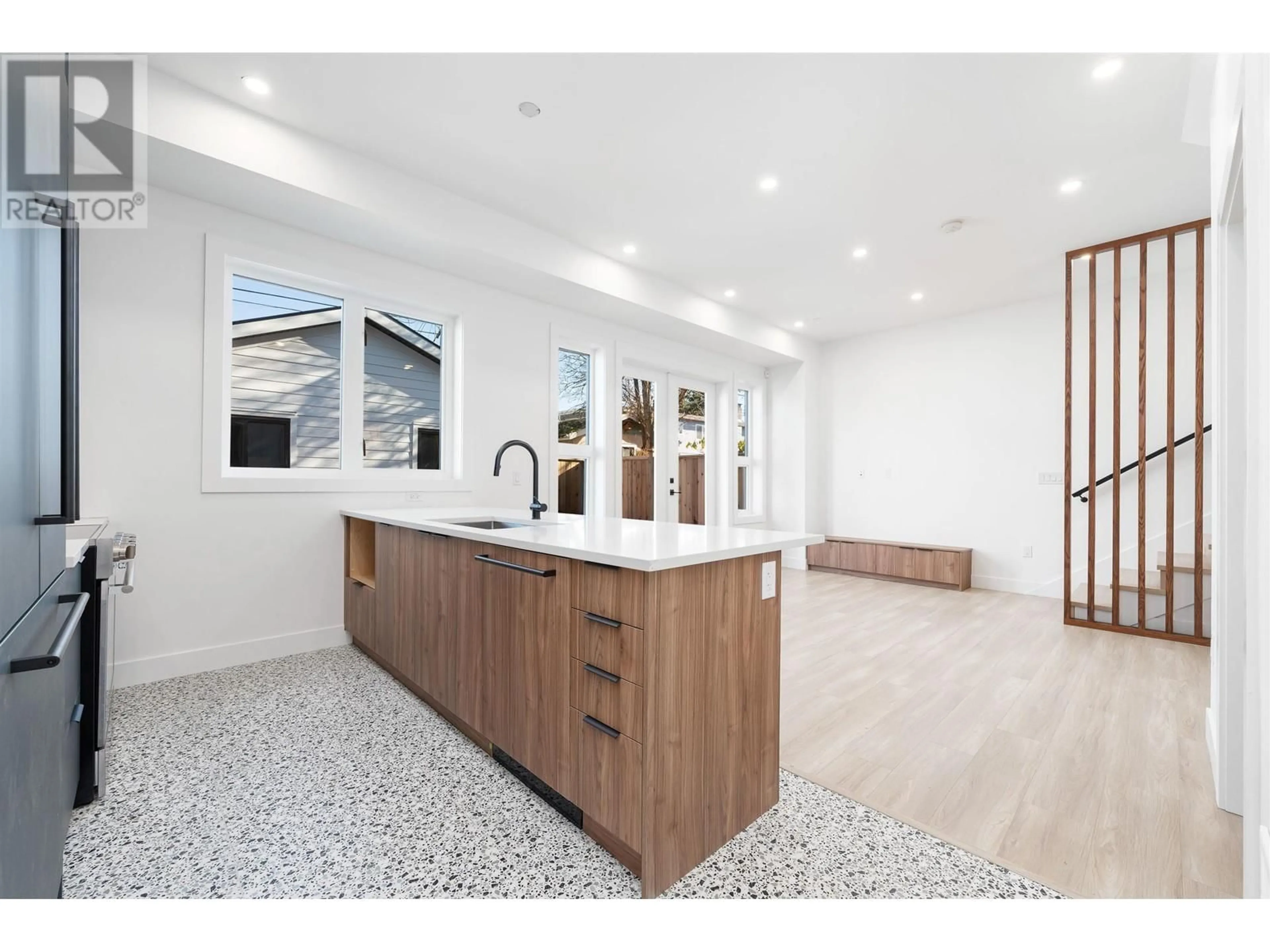 Open concept kitchen, ceramic/tile floor for 4014 RUPERT STREET, Vancouver British Columbia V5R2H3