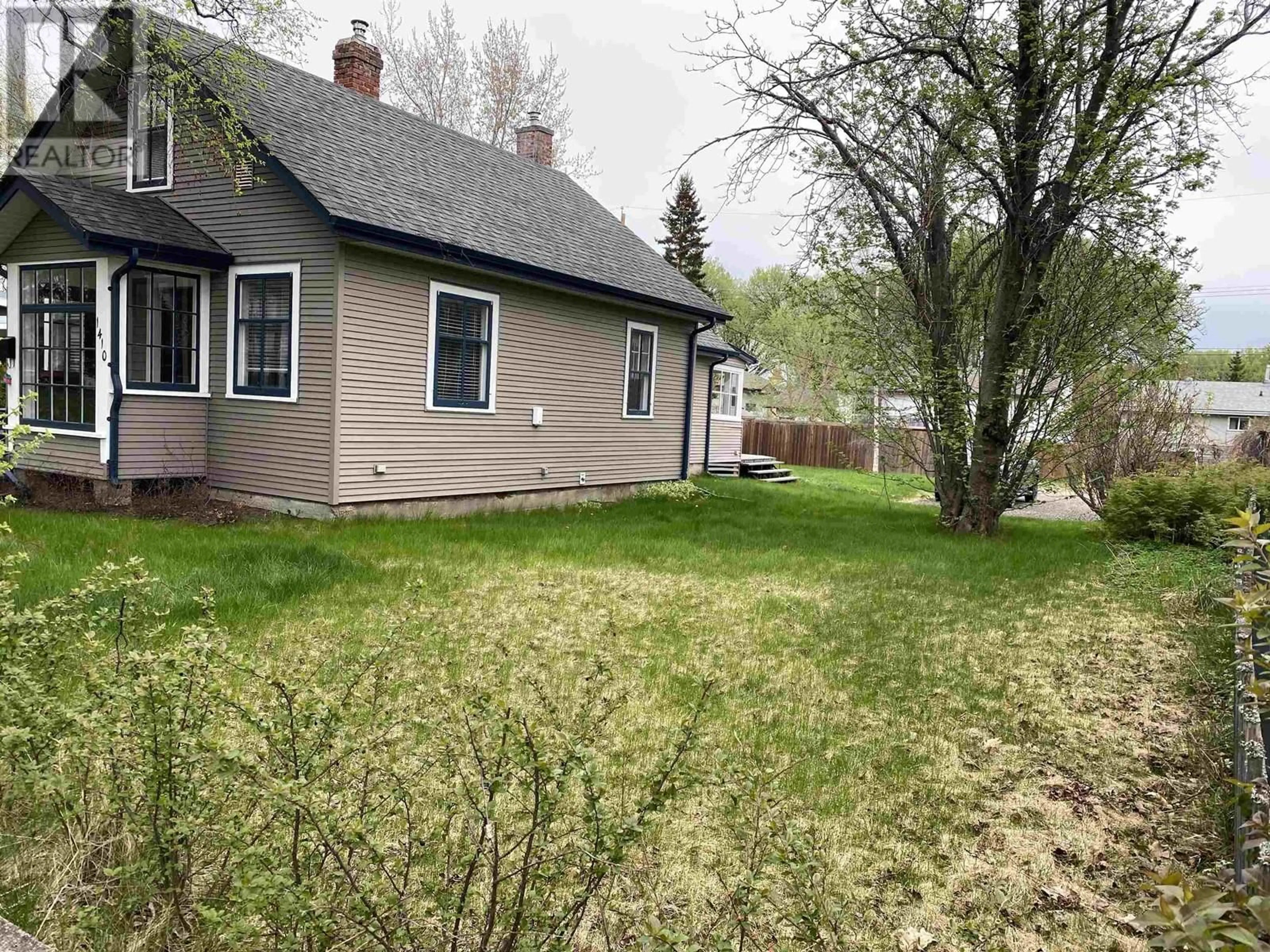 A pic from outside/outdoor area/front of a property/back of a property/a pic from drone, street for 1410 GORSE STREET, Prince George British Columbia V2L1G3