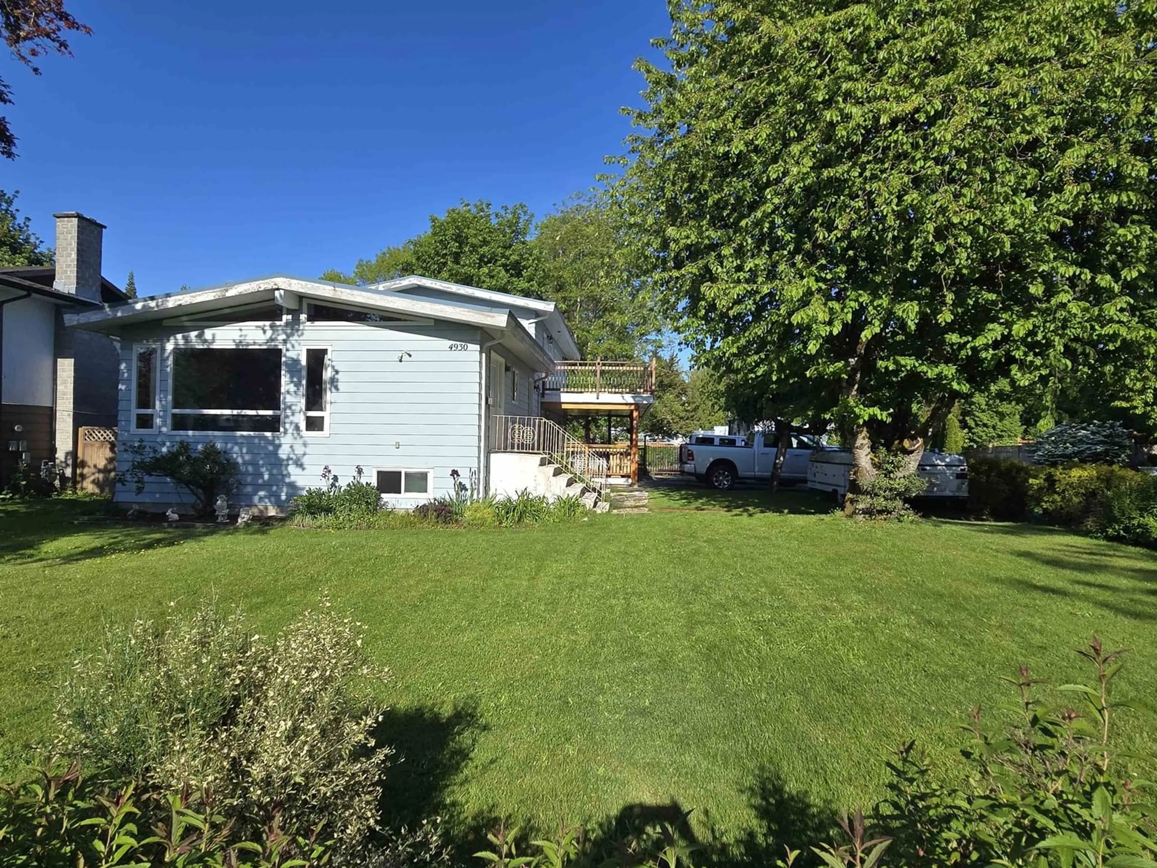 A pic from outside/outdoor area/front of a property/back of a property/a pic from drone, street for 4930 205A, Langley British Columbia V3A5R1