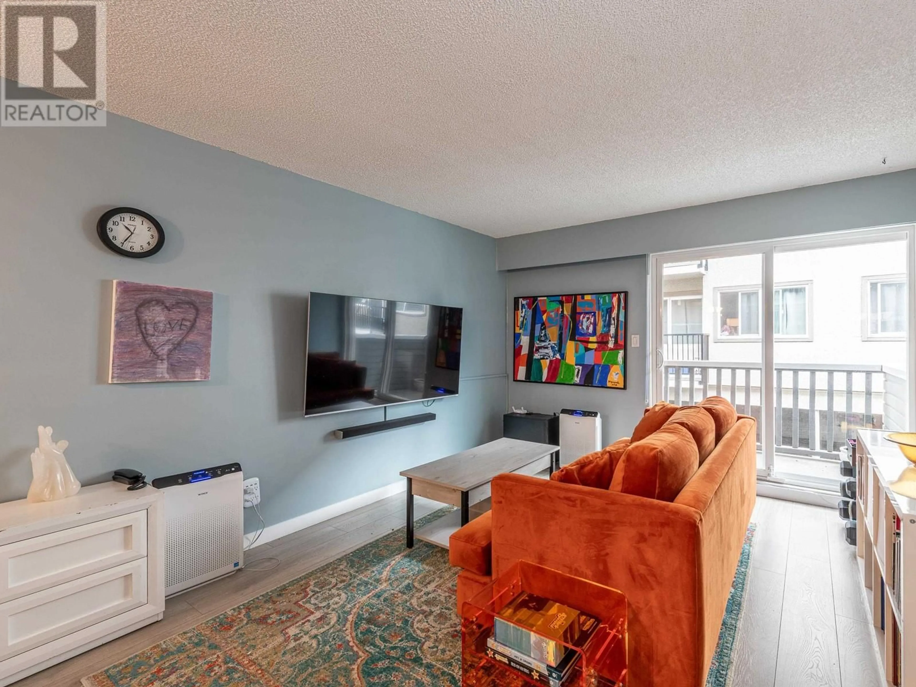 Living room with furniture, unknown for 205 - 1011 FOURTH AVENUE, New Westminster British Columbia V3M1T3