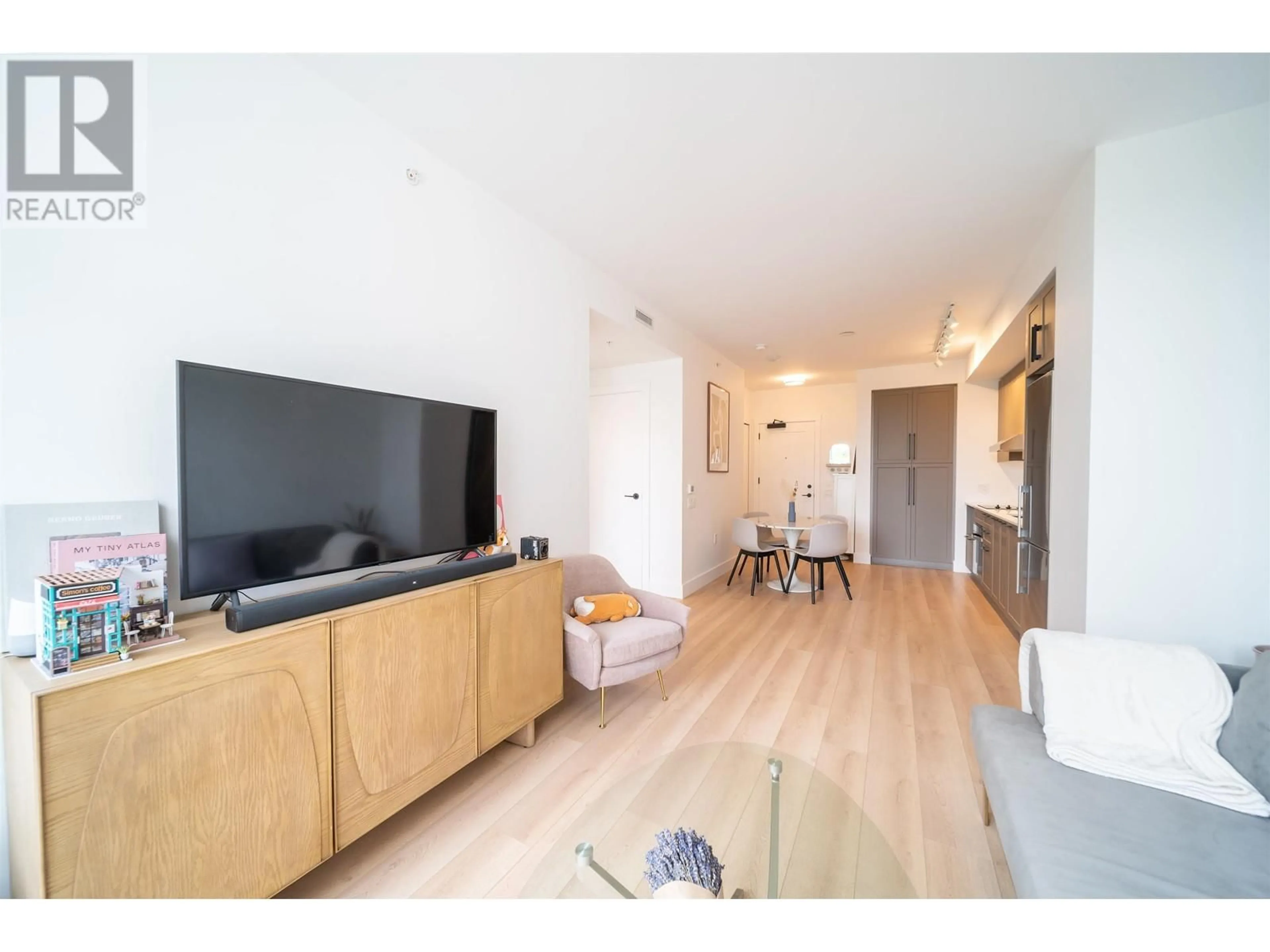 A pic of a room for 509 - 8750 UNIVERSITY CRESCENT, Burnaby British Columbia V5A0G9