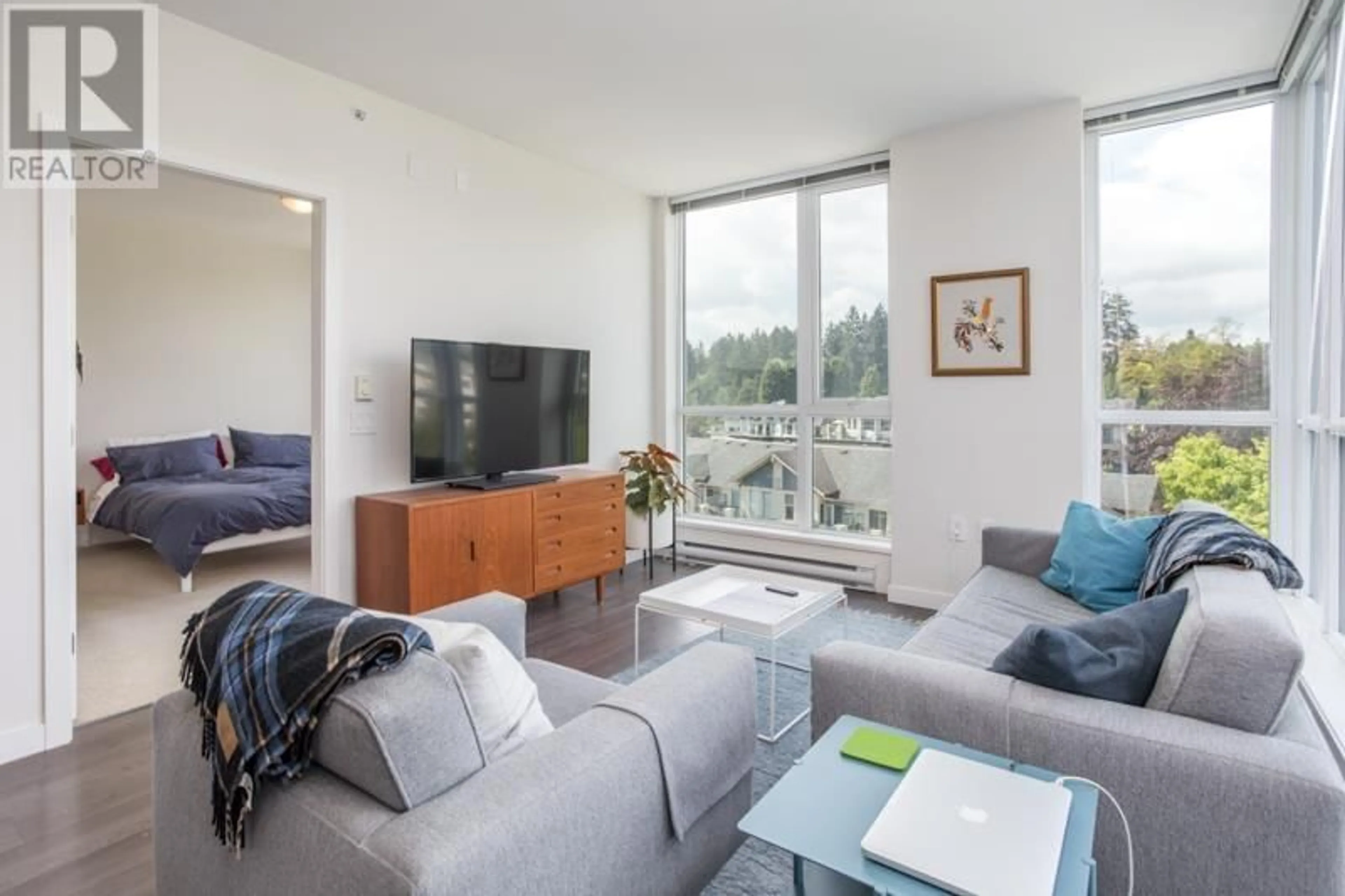 Living room with furniture, unknown for 809 - 271 FRANCIS WAY, New Westminster British Columbia V3L0H2