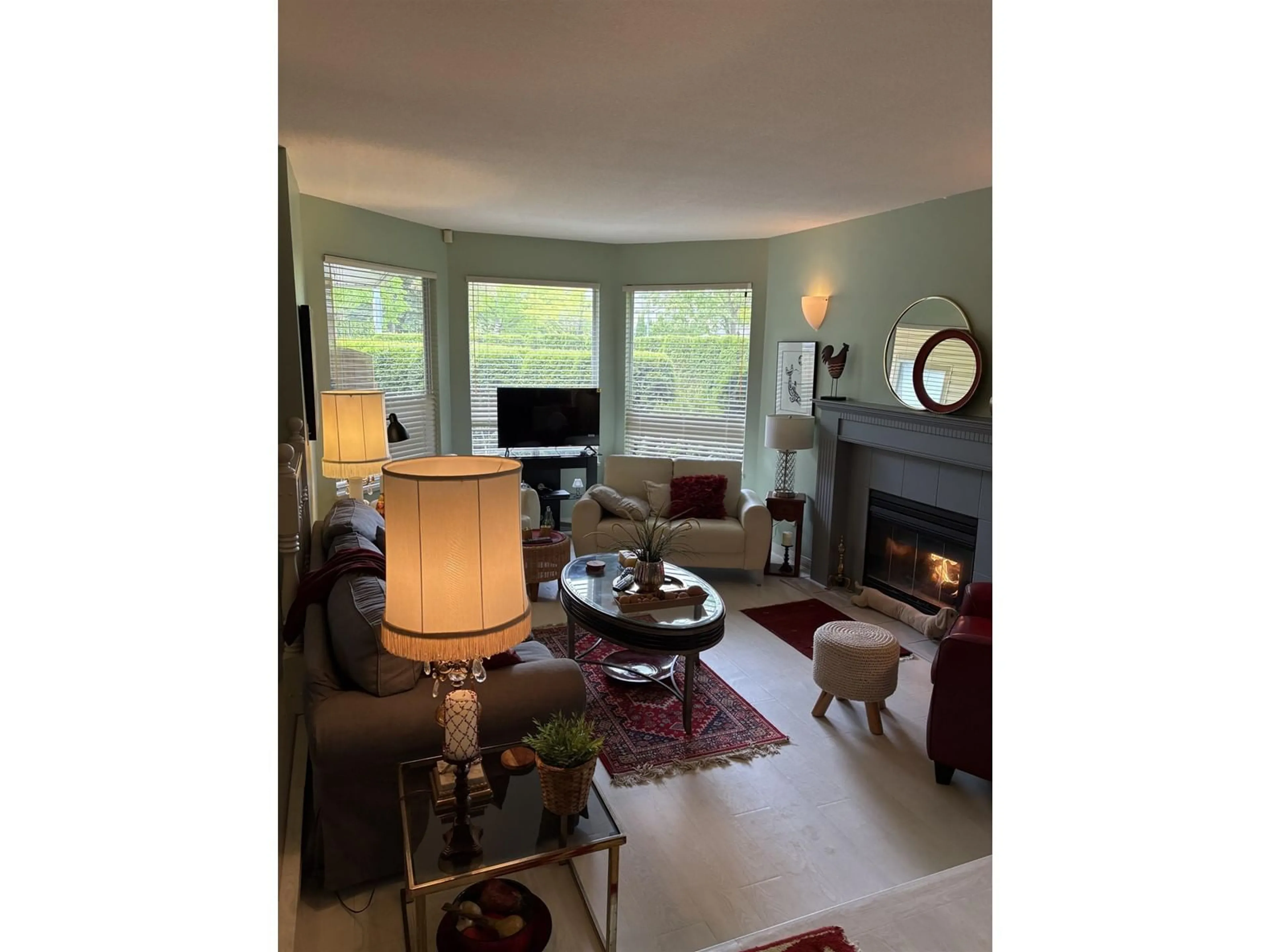 Living room with furniture, unknown for 22141 OLD YALE, Langley British Columbia V2Z1A3