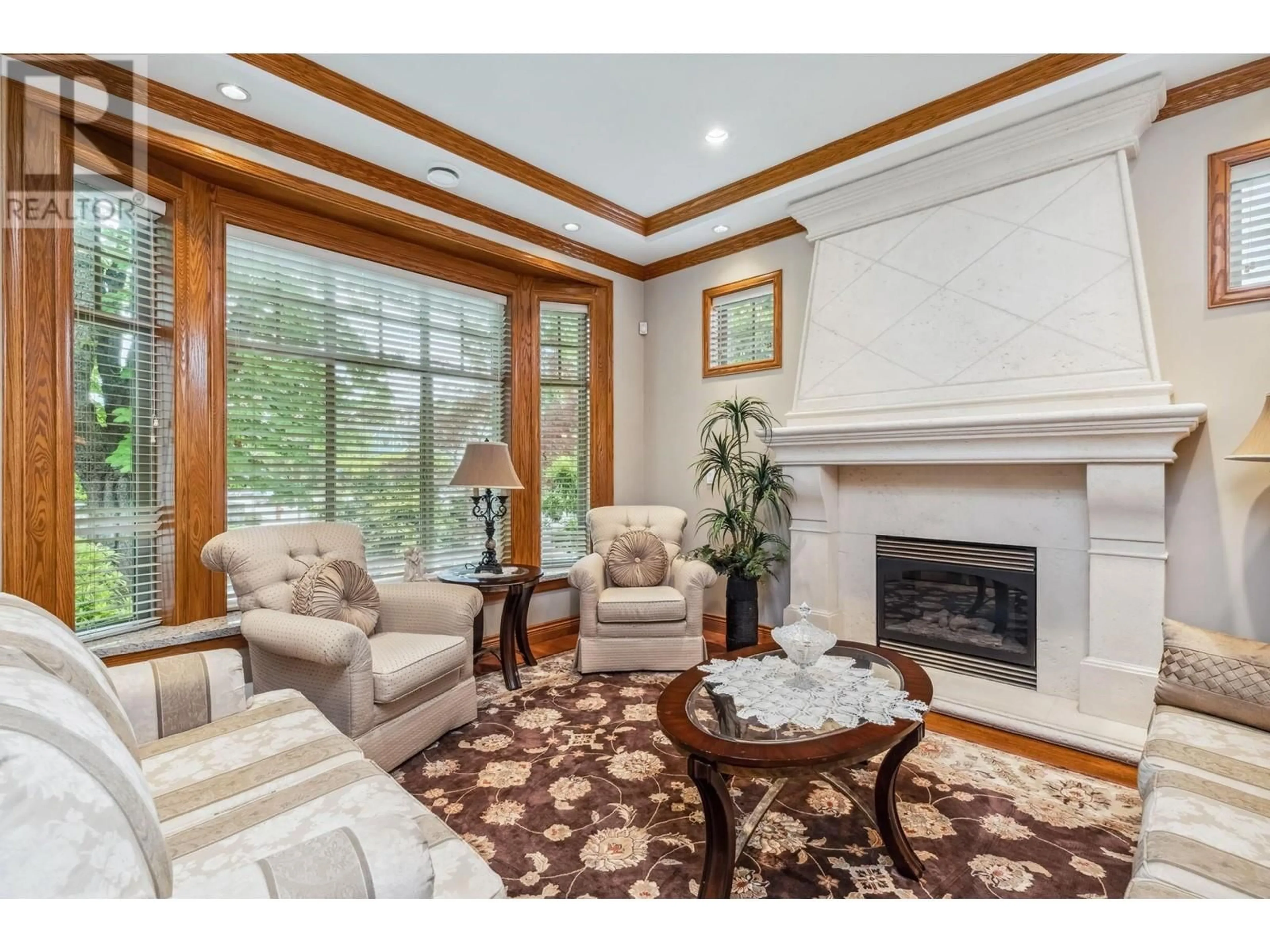 Living room with furniture, unknown for 2806 12TH AVENUE, Vancouver British Columbia V6K2P9