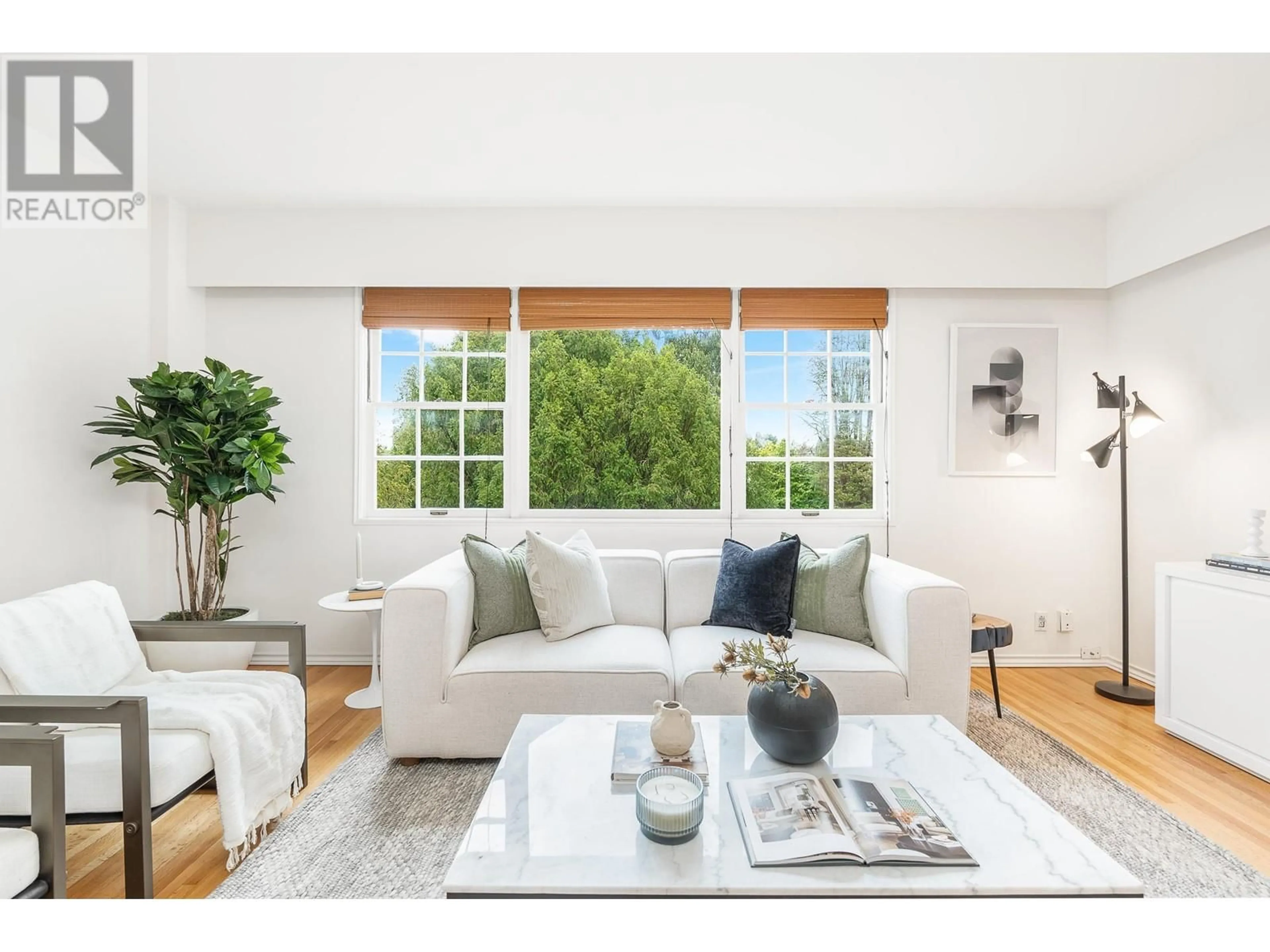Living room with furniture, unknown for 320 - 2890 POINT GREY ROAD, Vancouver British Columbia V6K1A9