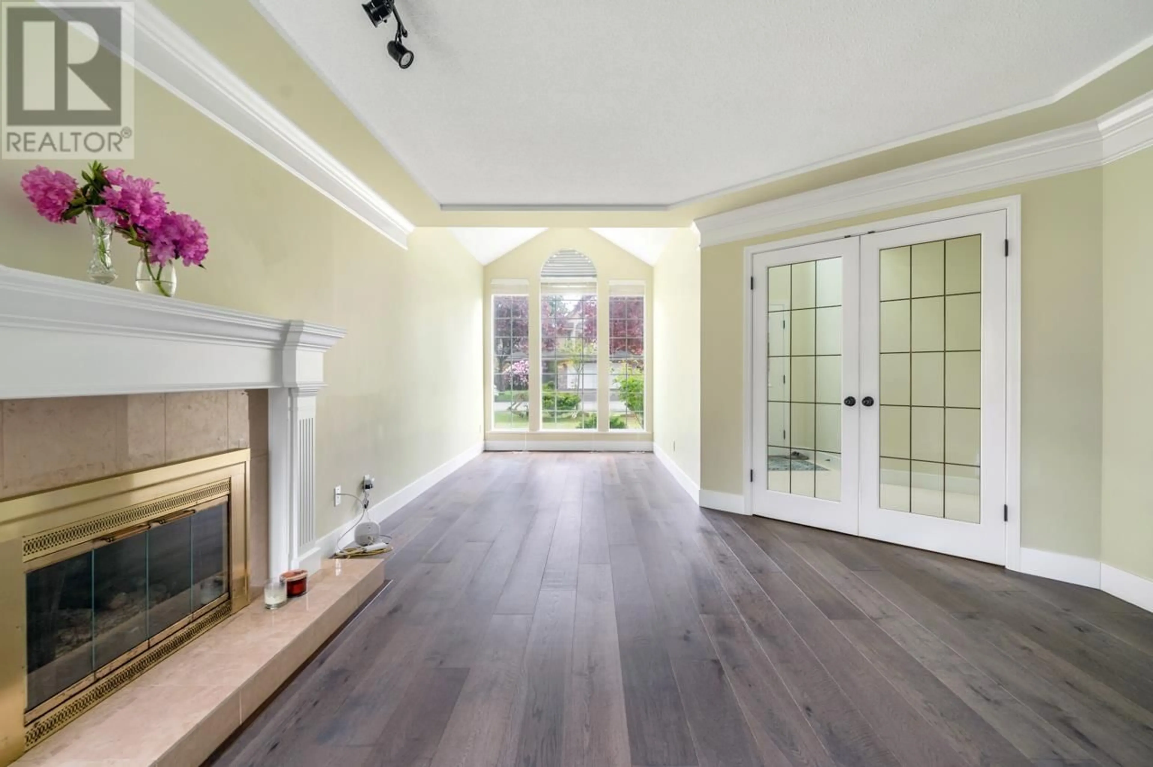 Indoor entryway for 6071 LIVINGSTONE PLACE, Richmond British Columbia V7C5J6