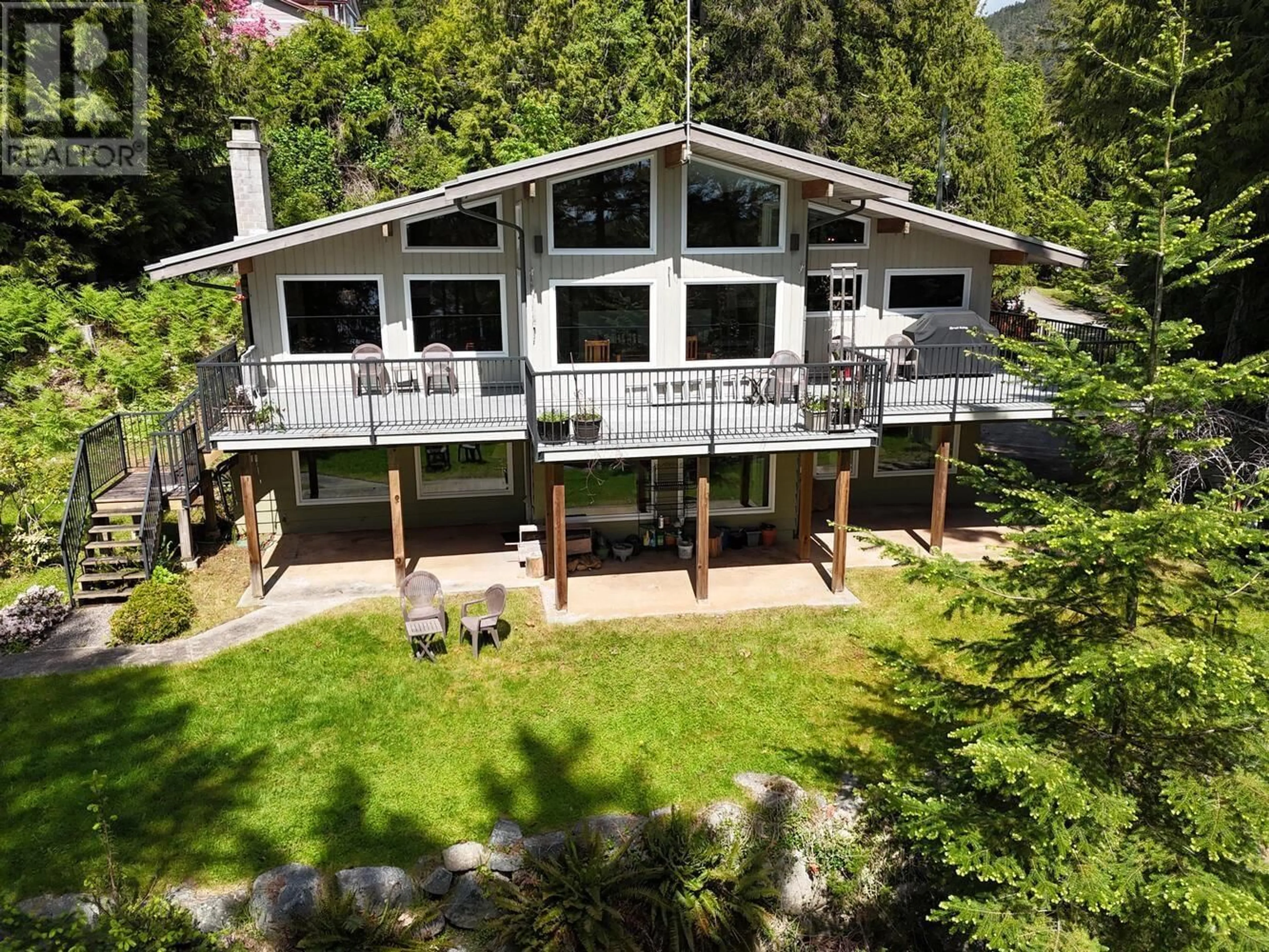 A pic from outside/outdoor area/front of a property/back of a property/a pic from drone, unknown for 13257 DELLER ROAD, Garden Bay British Columbia V0N1S1