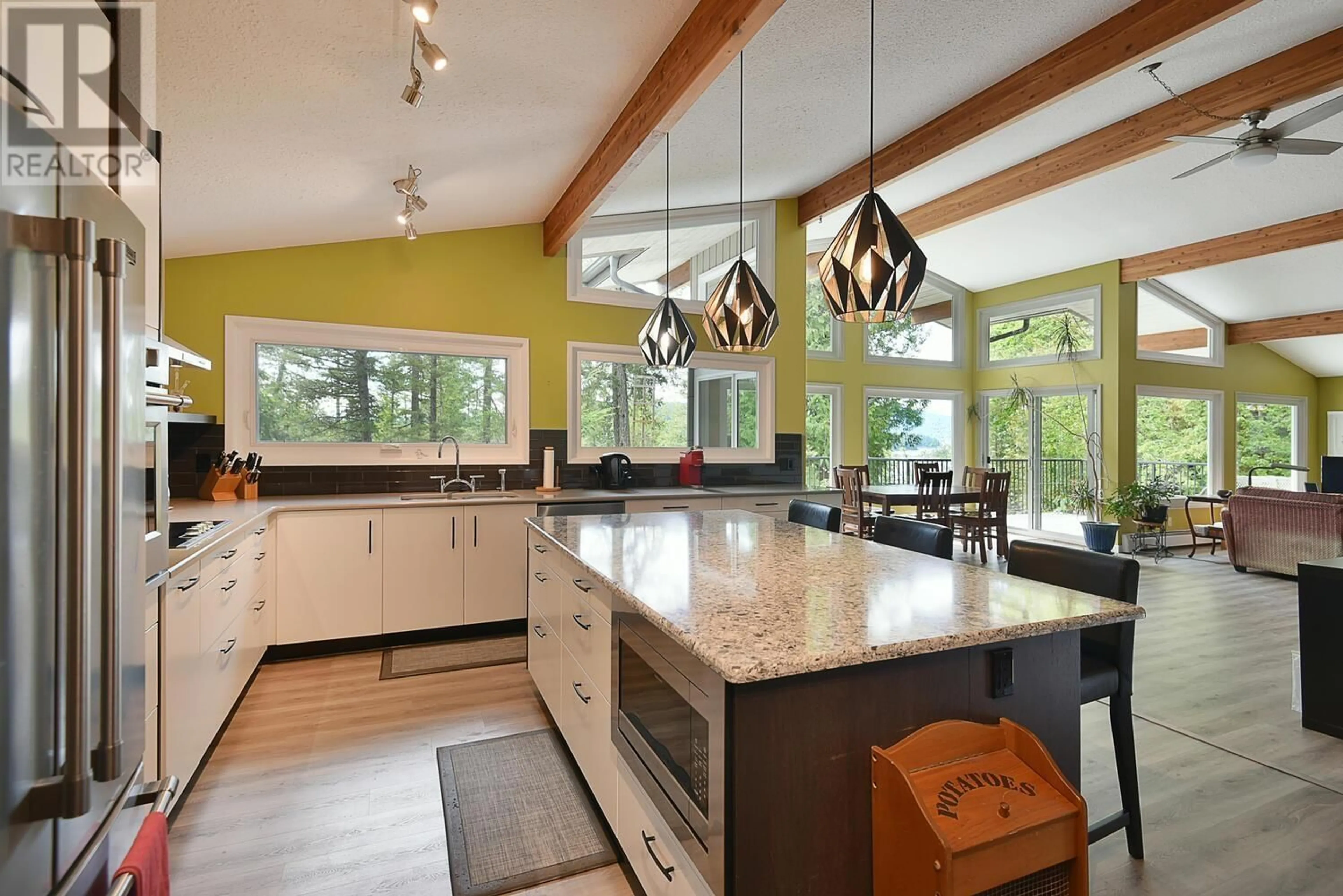 Contemporary kitchen, unknown for 13257 DELLER ROAD, Garden Bay British Columbia V0N1S1