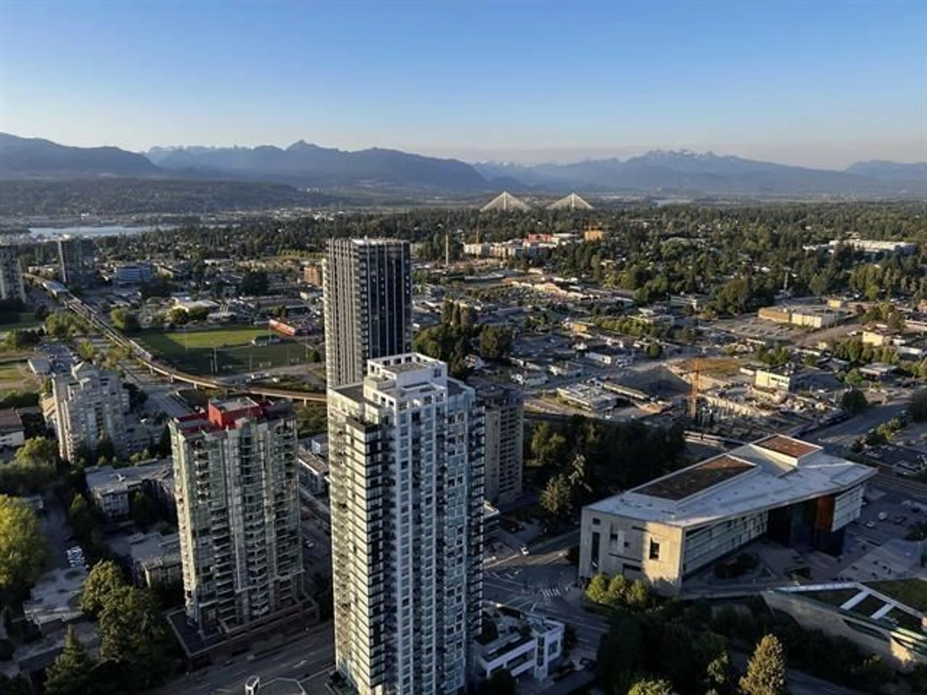 A pic from outside/outdoor area/front of a property/back of a property/a pic from drone, city buildings view from balcony for 905 - 13350 CENTRAL, Surrey British Columbia V3T0S1