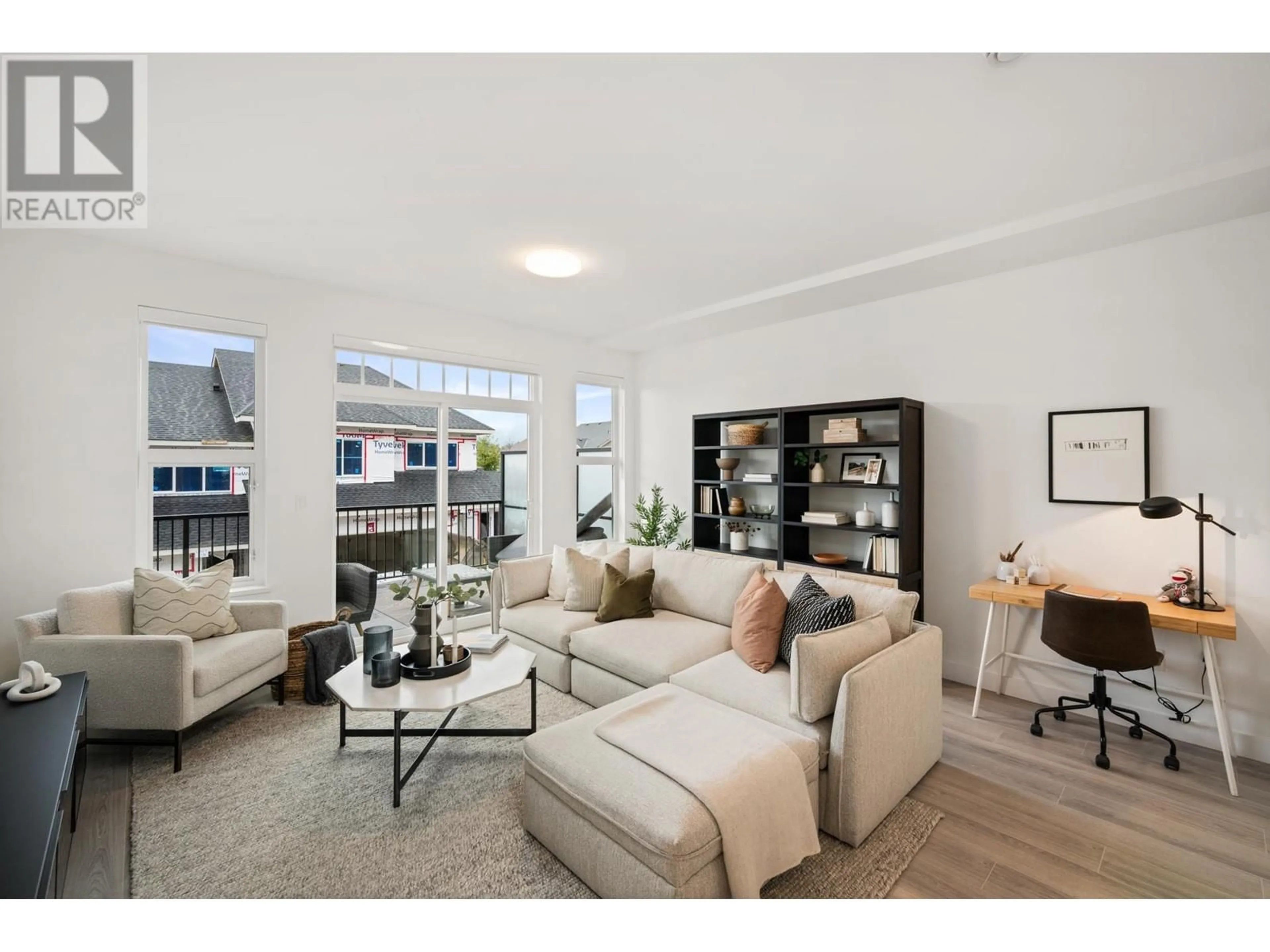 Living room with furniture, unknown for 119 - 3421 QUEENSTON AVENUE, Coquitlam British Columbia V0V0V0