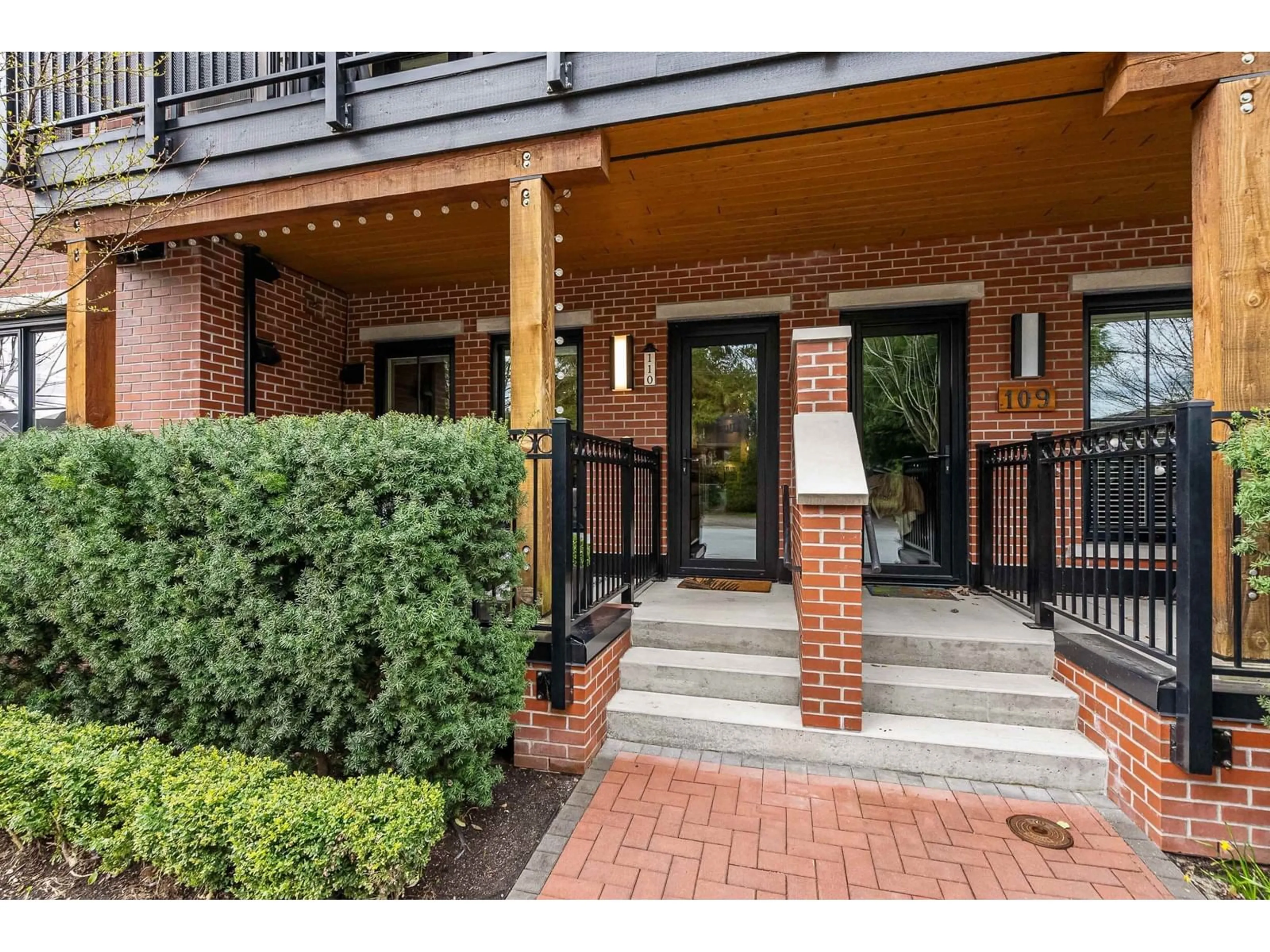 Unknown for 110 - 23189 FRANCIS, Langley British Columbia V1M0G3