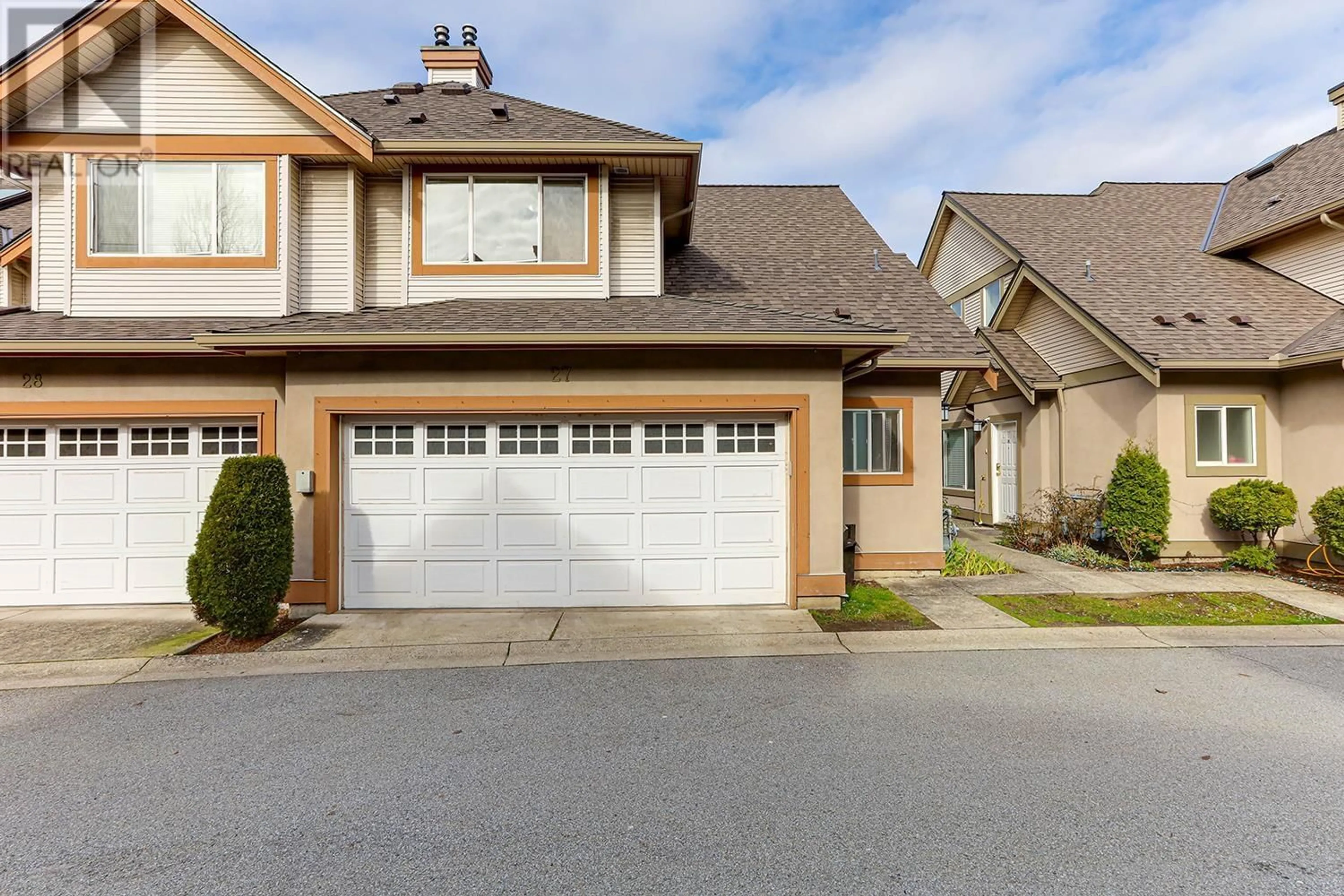 Home with vinyl exterior material, street for 27 - 11888 MELLIS DRIVE, Richmond British Columbia V6X1M1