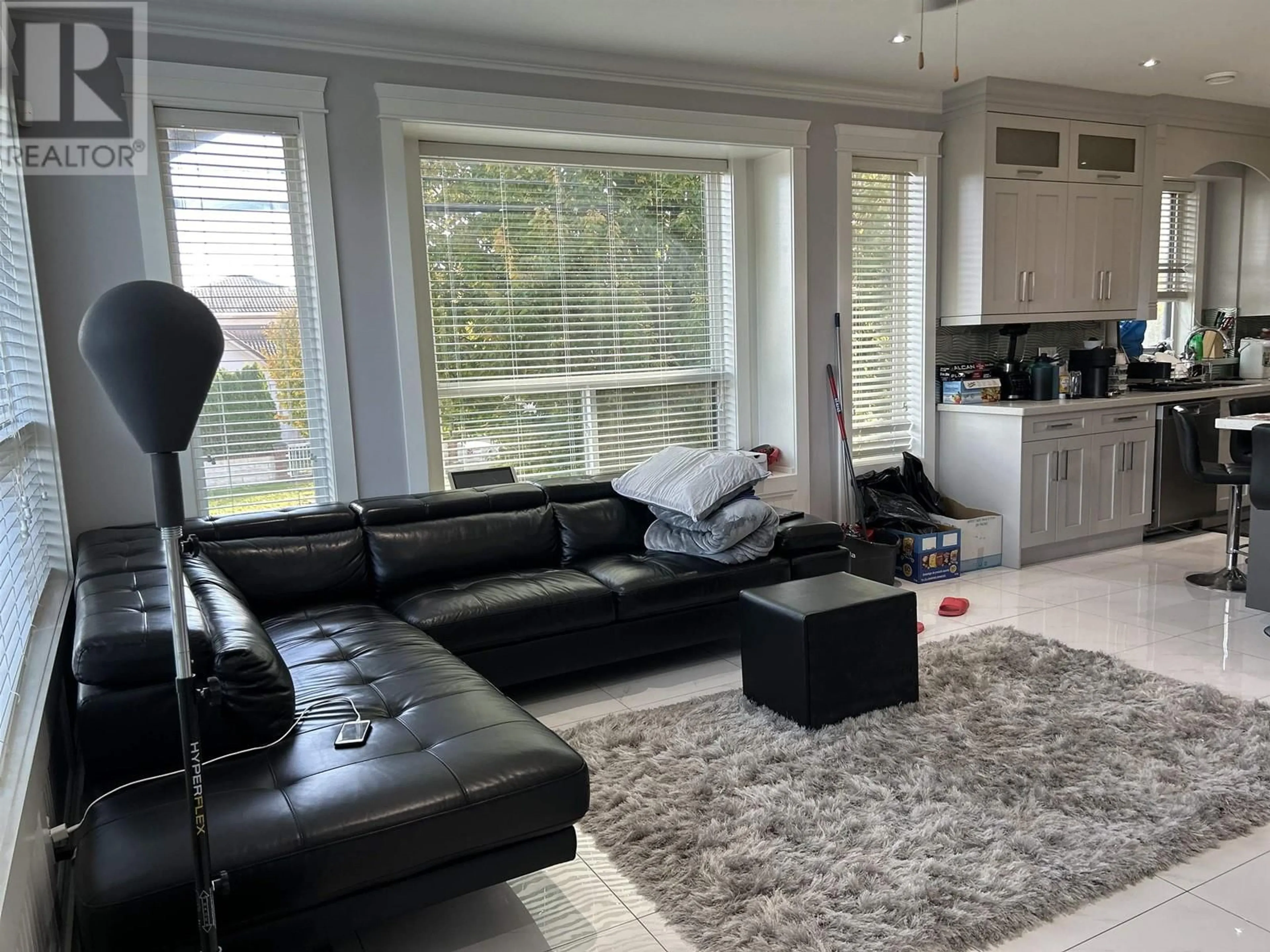 Living room with furniture, unknown for 11971 MONTEGO STREET, Richmond British Columbia V6X1H7