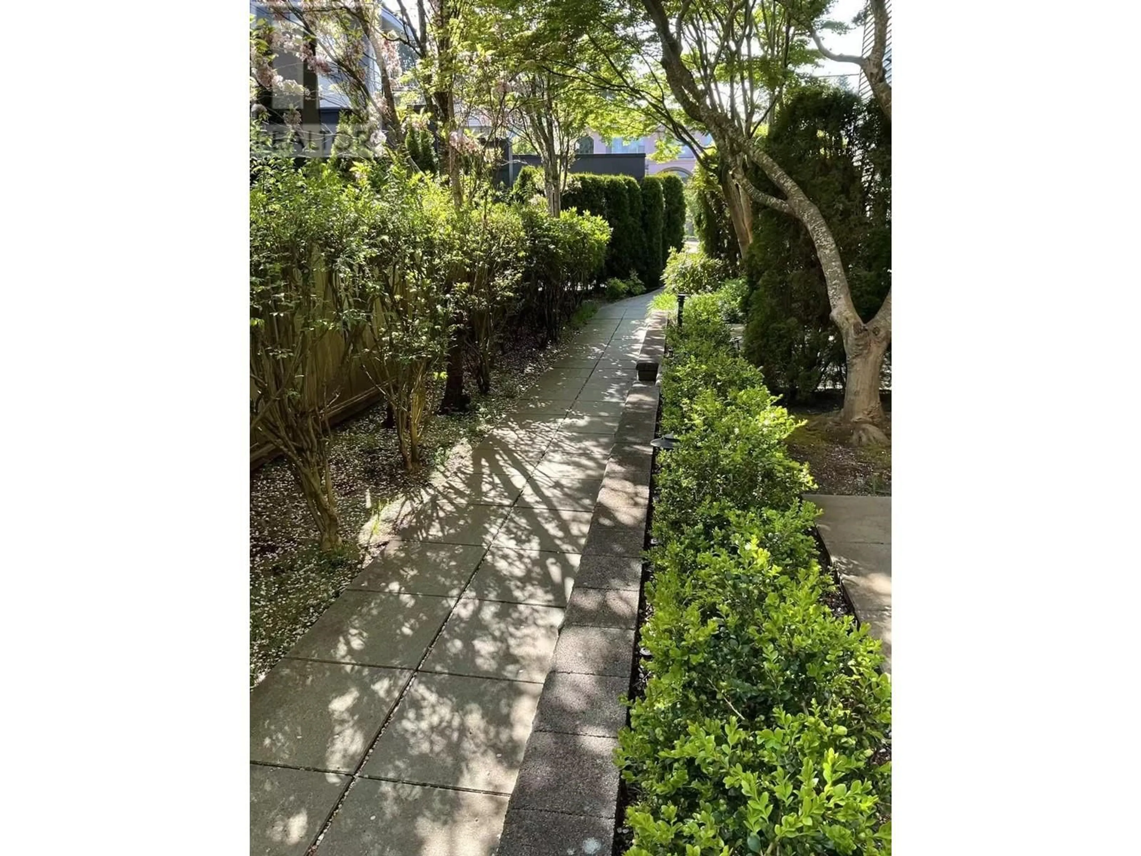 Patio, street for 26 - 6538 ELGIN AVENUE, Burnaby British Columbia V5H3S6
