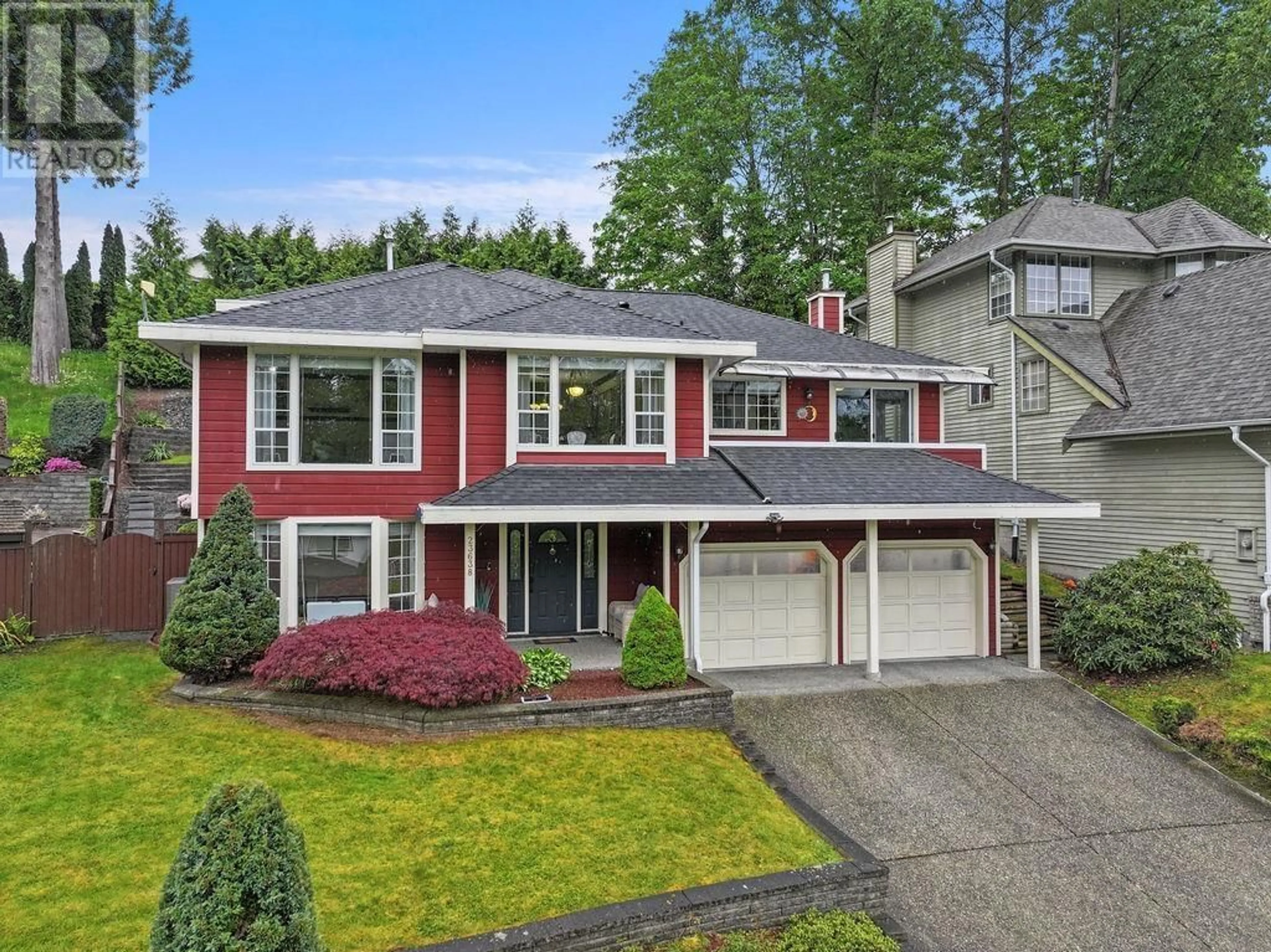 Home with vinyl exterior material, street for 23638 108 LOOP, Maple Ridge British Columbia V2W1B2