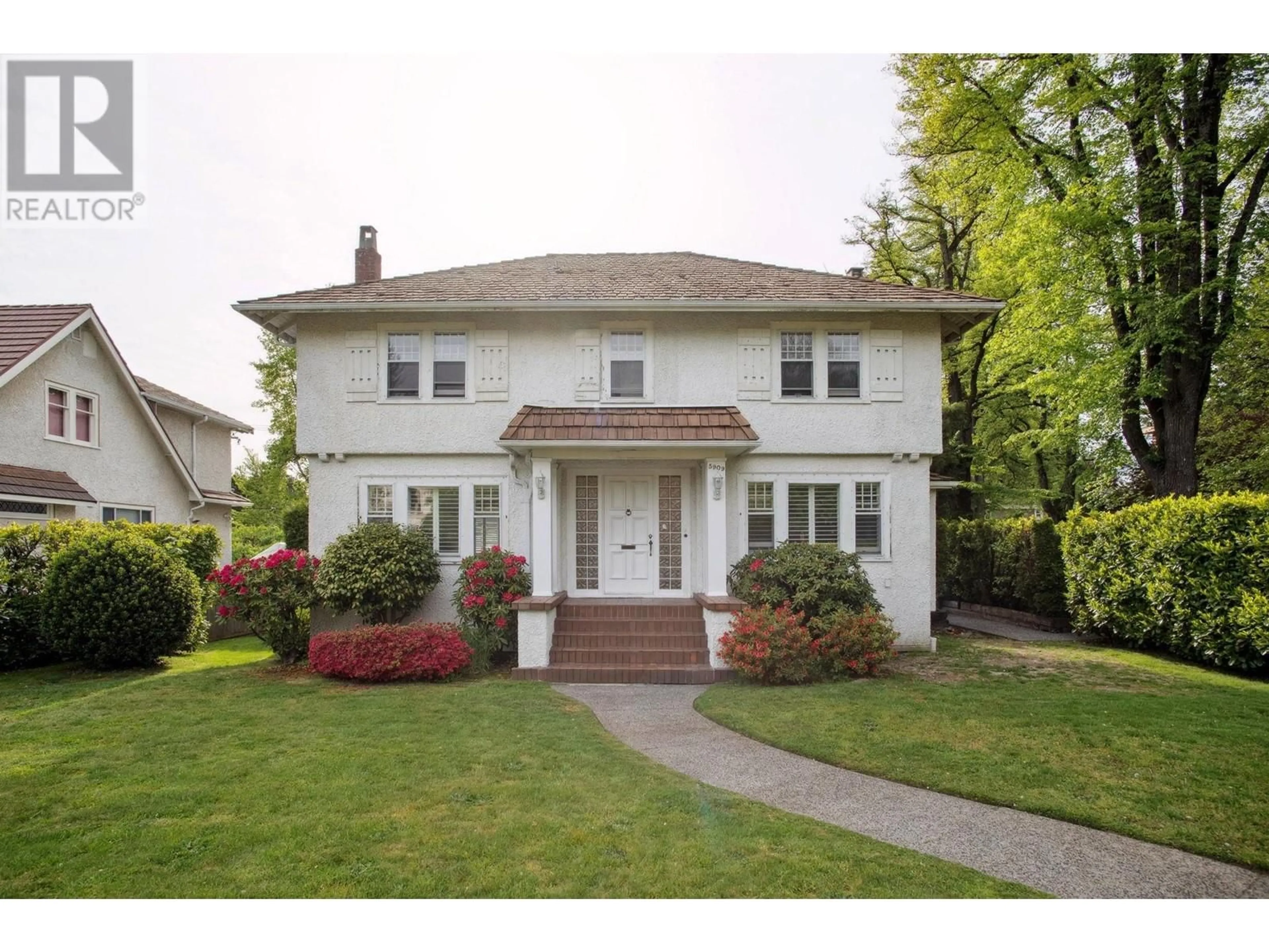 Home with vinyl exterior material, street for 5909 CARTIER STREET, Vancouver British Columbia V6M3A8
