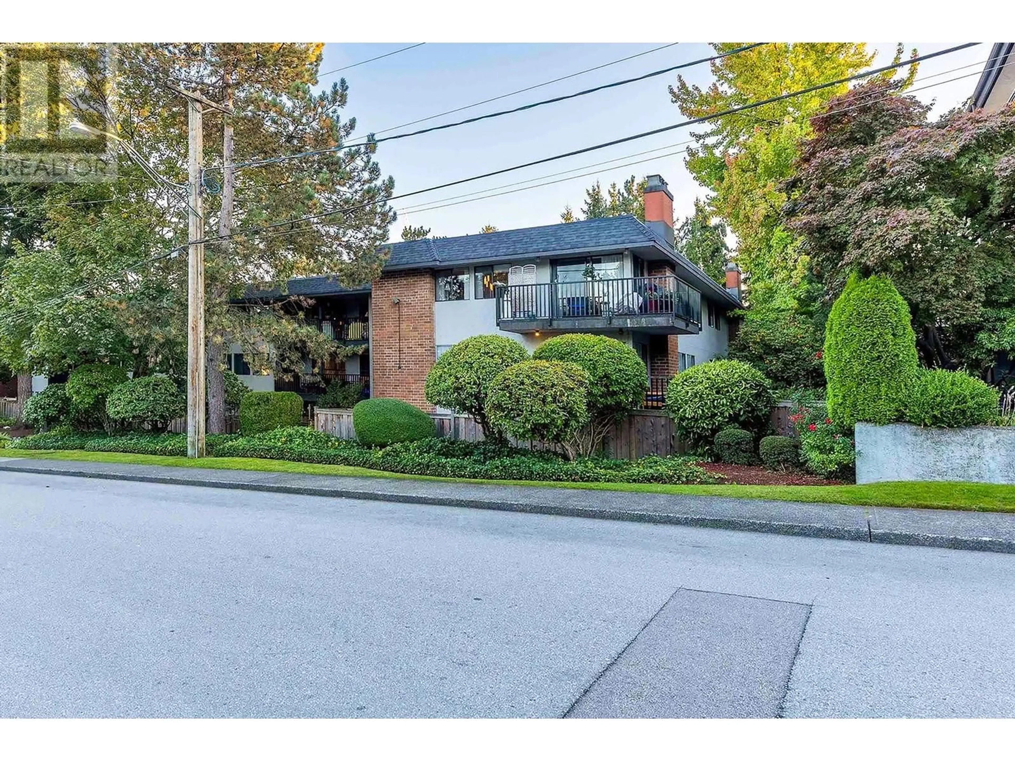 Unknown for 206 - 316 CEDAR STREET, New Westminster British Columbia V3L3P1