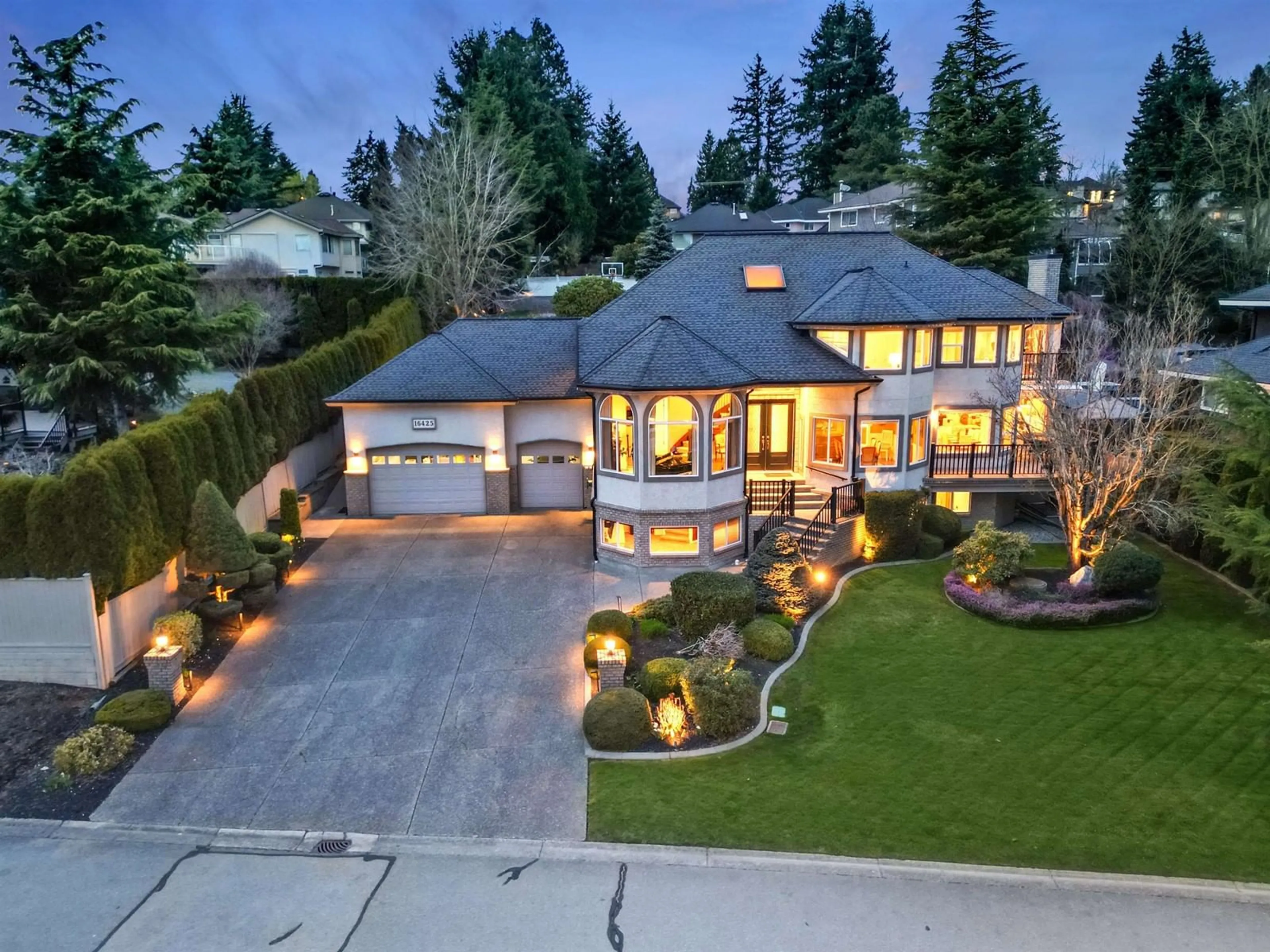 Home with brick exterior material, street for 16425 77, Surrey British Columbia V4N0L5