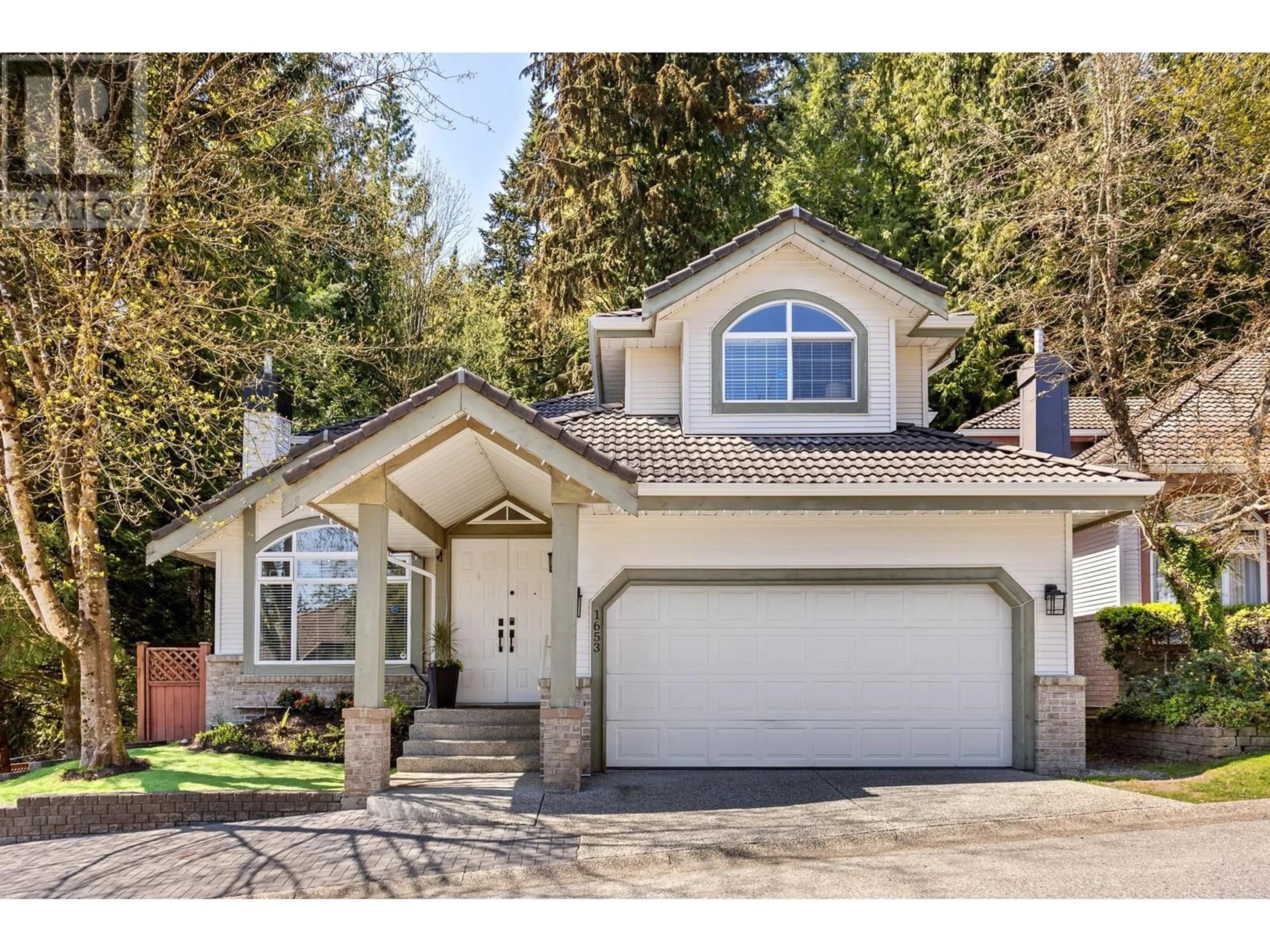 Home with vinyl exterior material, street for 1653 PLATEAU CRESCENT, Coquitlam British Columbia V3E3B3