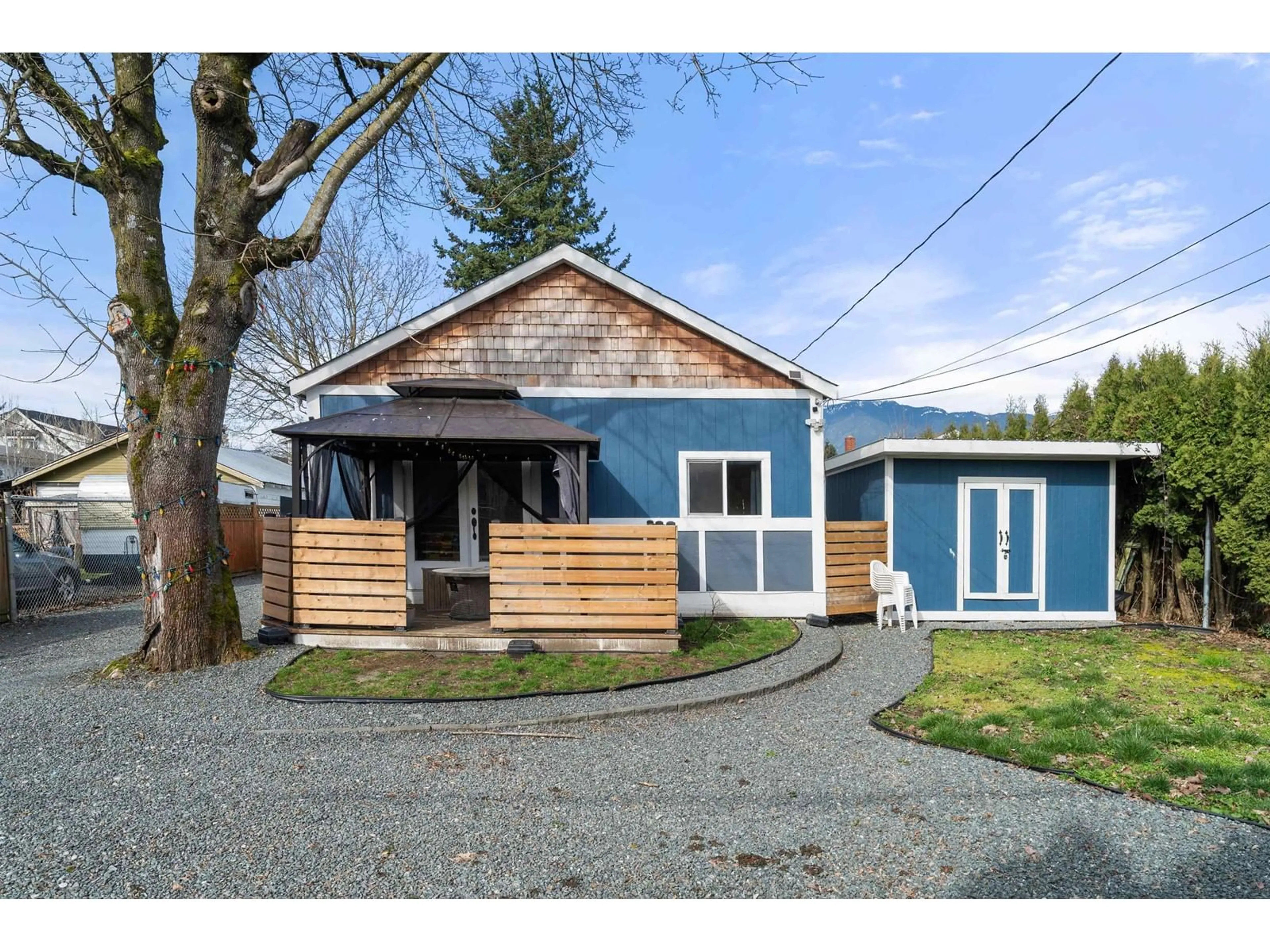 Home with vinyl exterior material, street for 9409 STANLEY STREET, Chilliwack British Columbia V2P3Y5