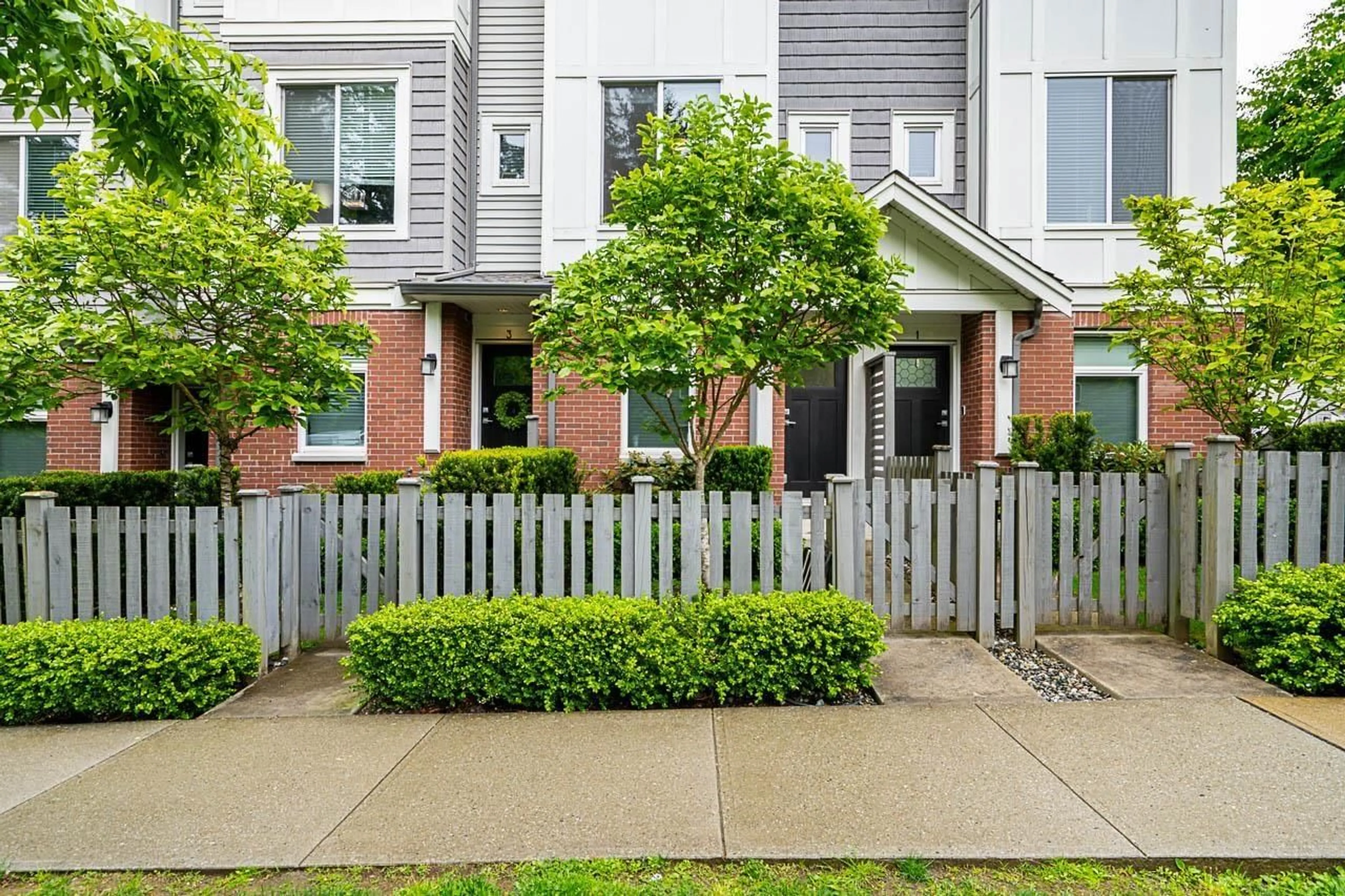 Patio, street for 2 - 9718 161A, Surrey British Columbia V4N6S7