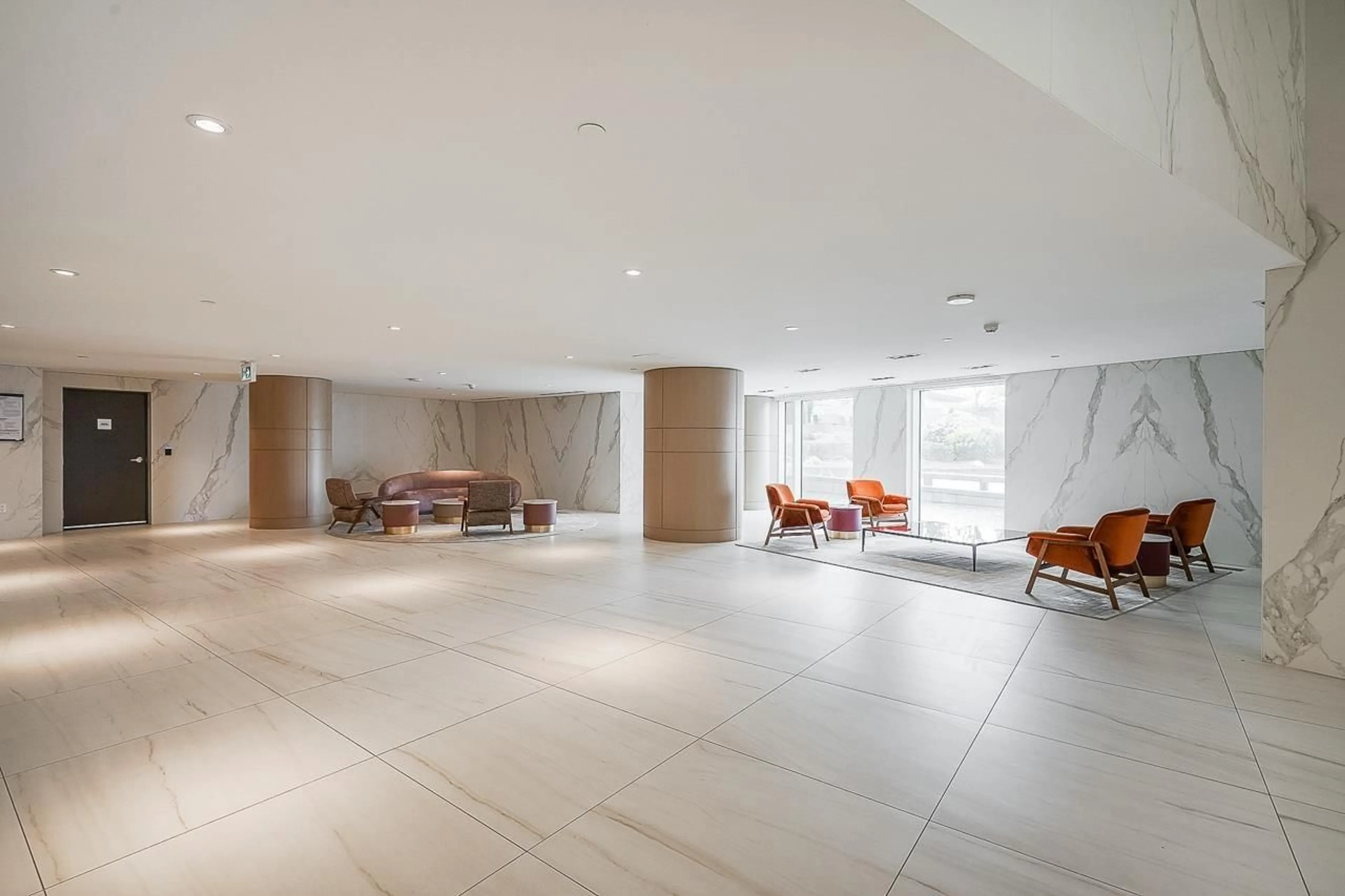 Lobby for 1408 - 9887 WHALLEY, Surrey British Columbia V3T0P4
