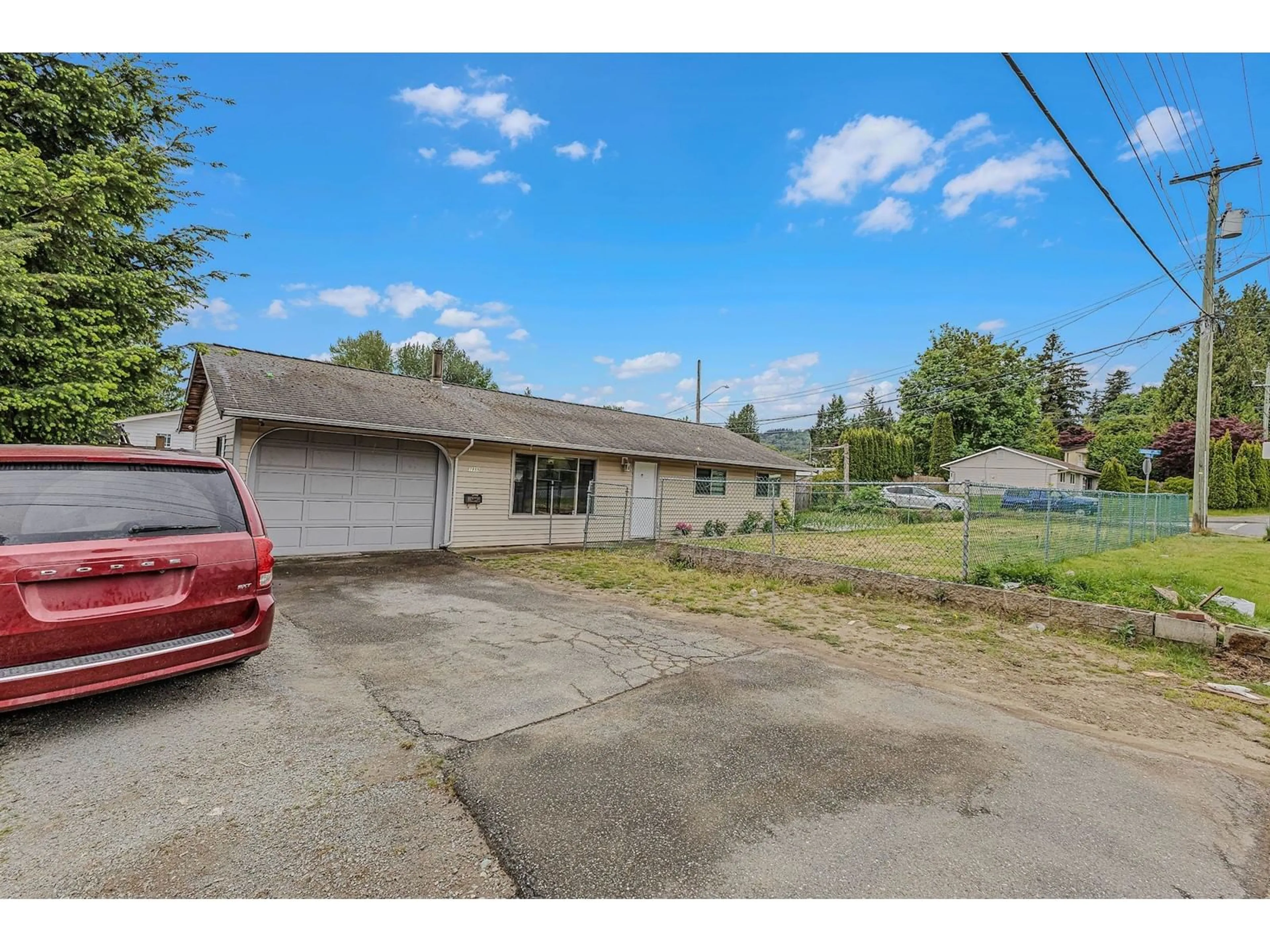 A pic from outside/outdoor area/front of a property/back of a property/a pic from drone, street for 7955 HURD, Mission British Columbia V2V3J7