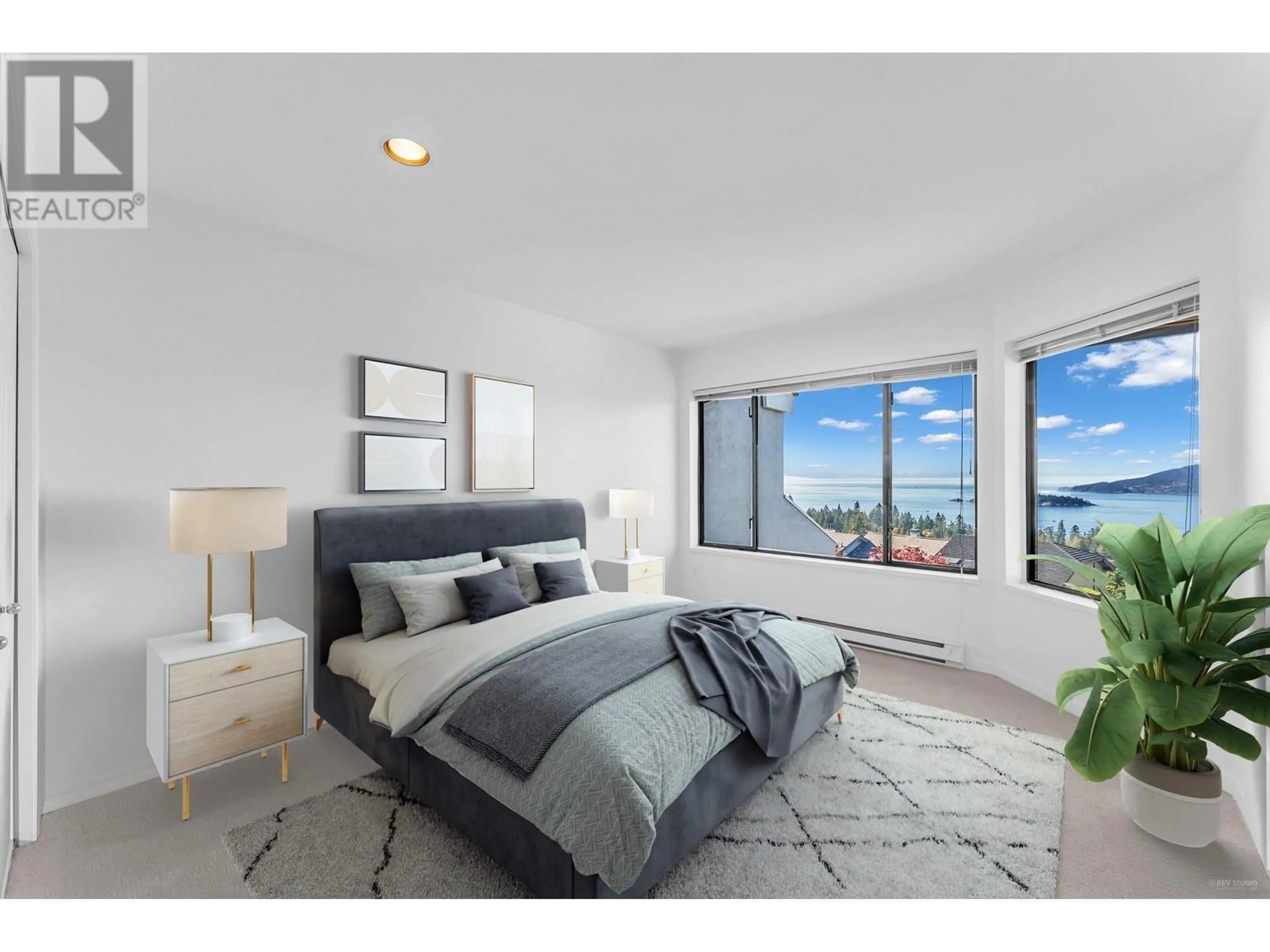 Bedroom with bed, unknown for 5446 MEADFEILD LANE, West Vancouver British Columbia V7W3G3