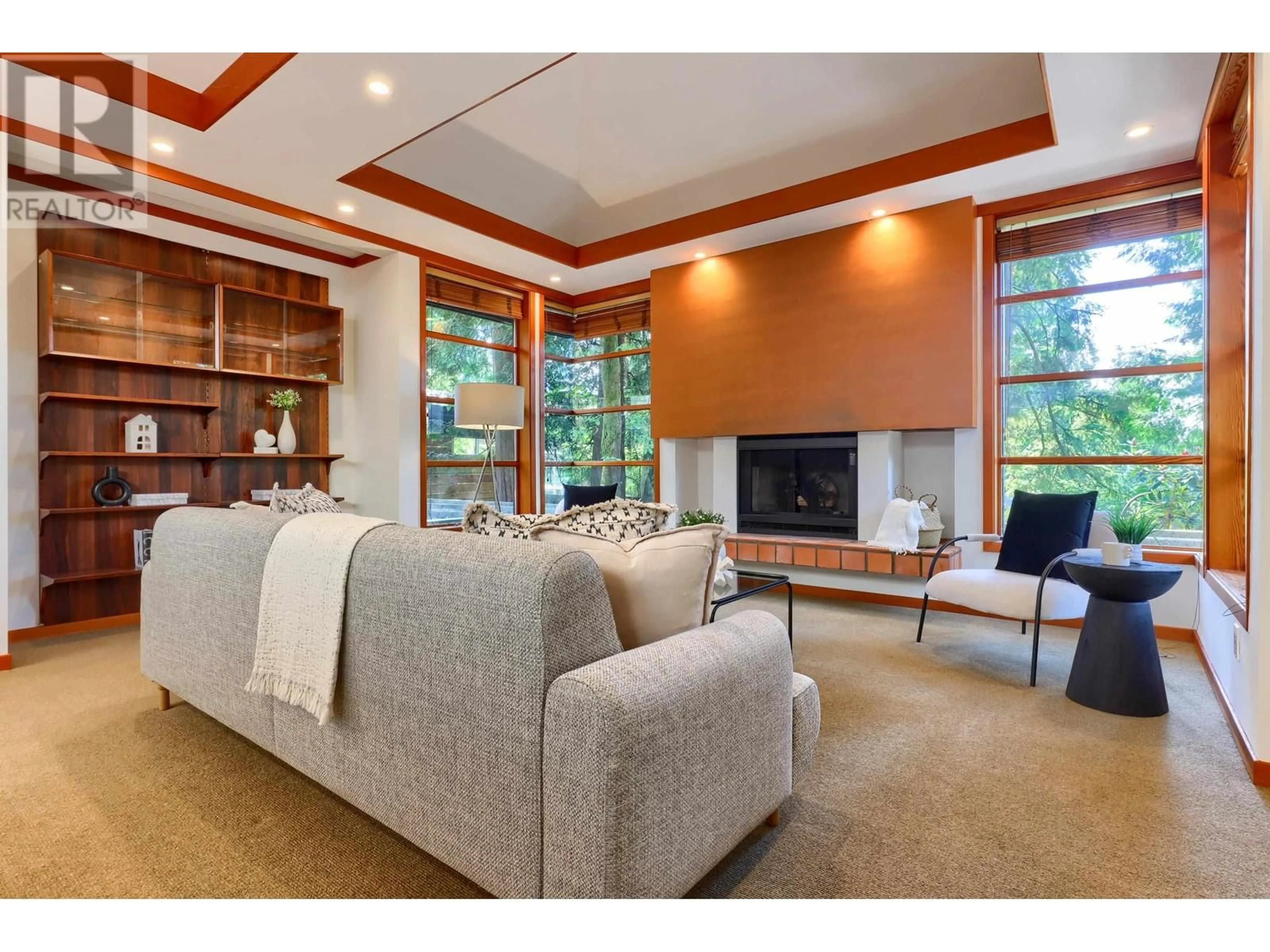 Living room with furniture, unknown for 2423 BIRNEY PLACE, North Vancouver British Columbia V7H1J8