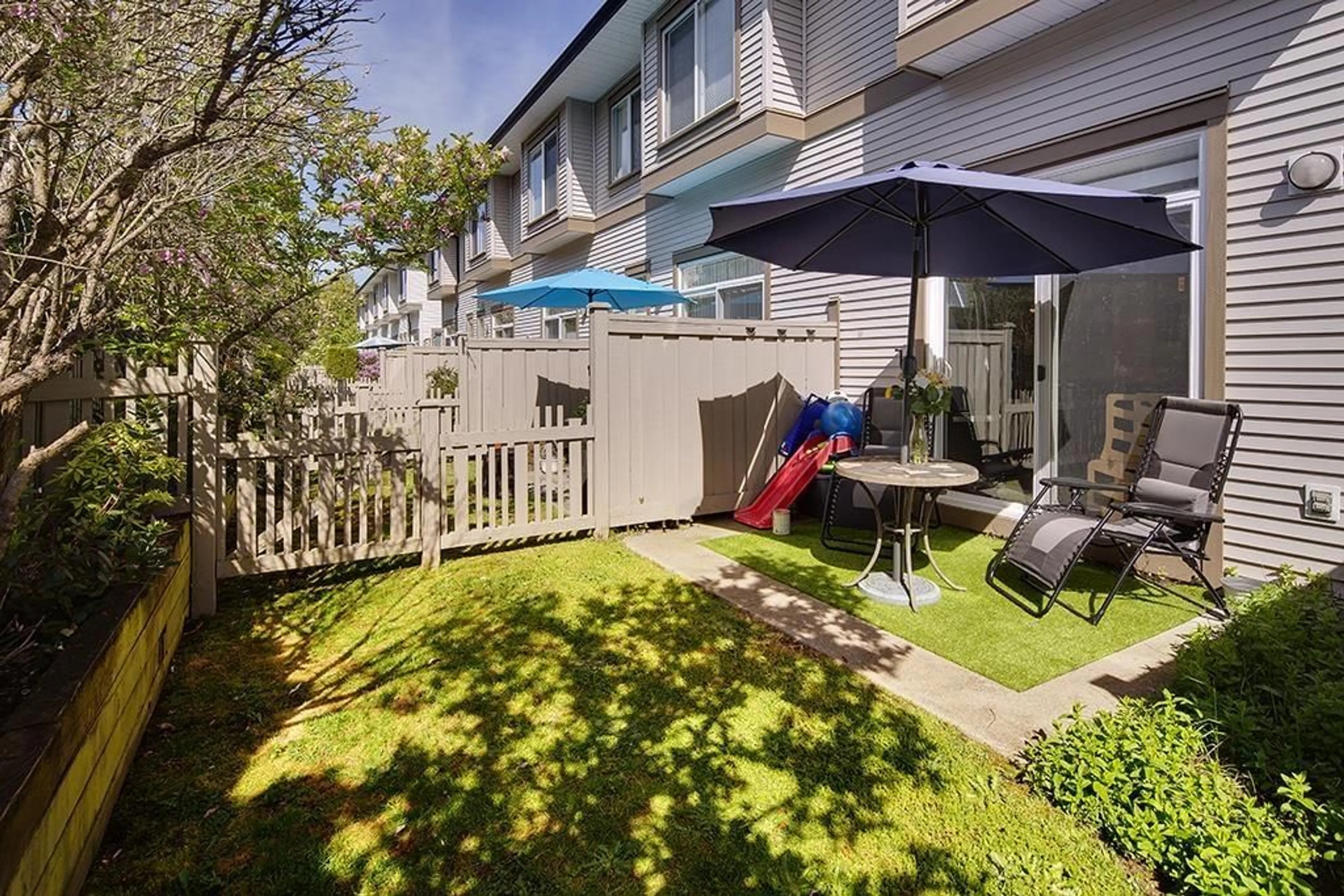Patio, street for 22 - 14838 61, Surrey British Columbia V3S2P3