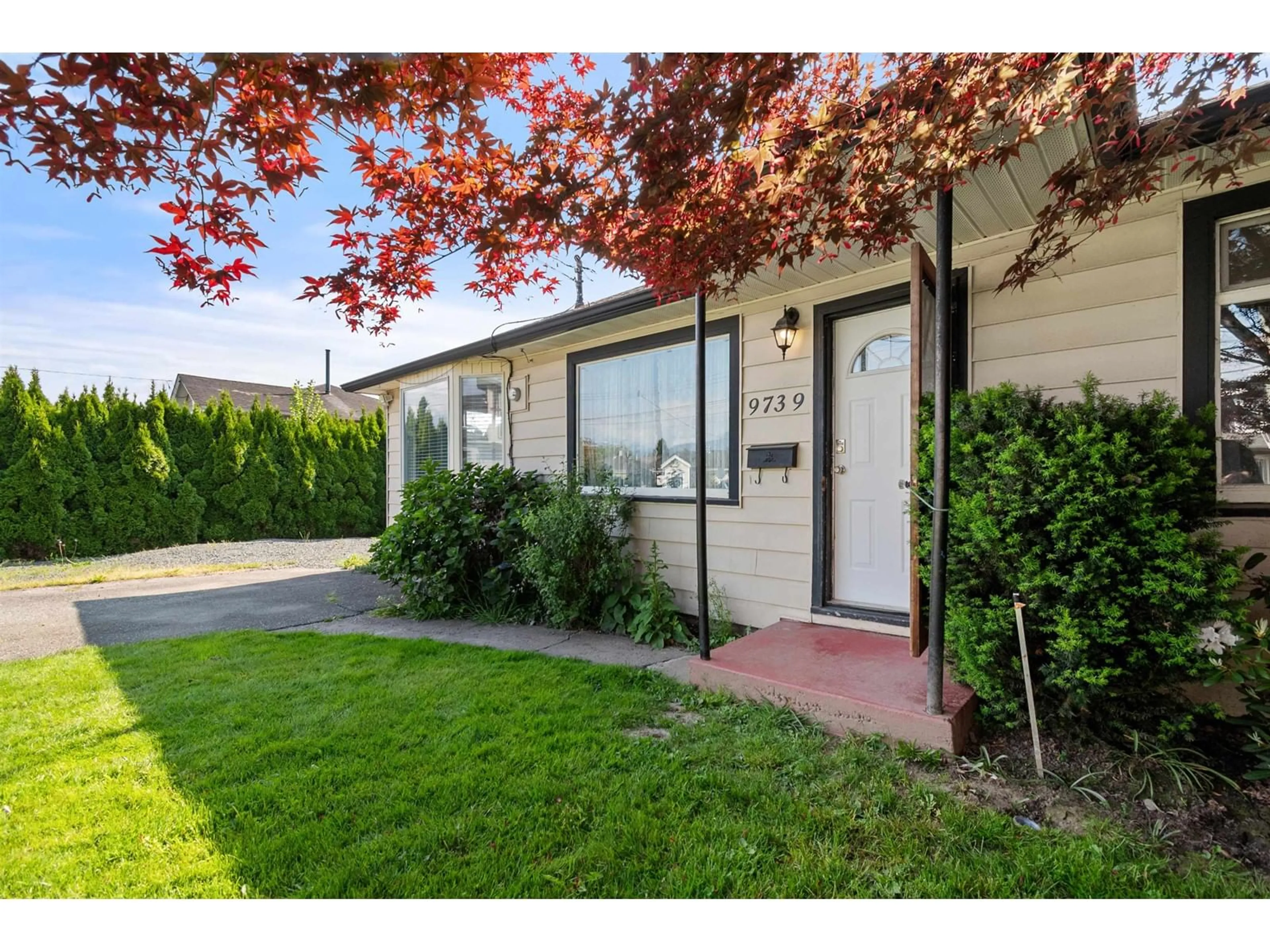 Unknown for 9739 SIDNEY STREET, Chilliwack British Columbia V2P4G5