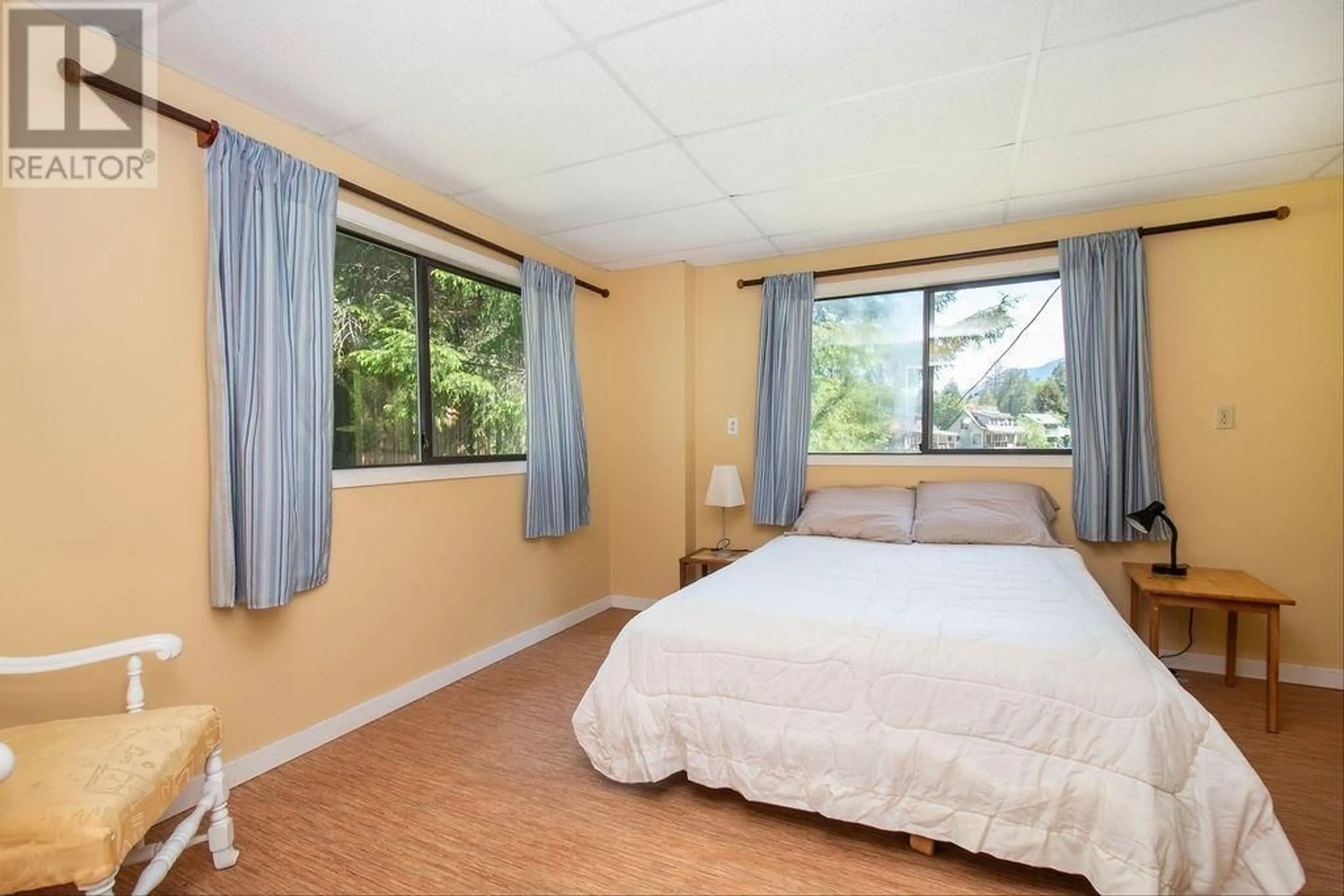 Bedroom with bed, unknown for B - 1430 SEA RANCH SHORELINE, Gambier Island British Columbia V0N1V0