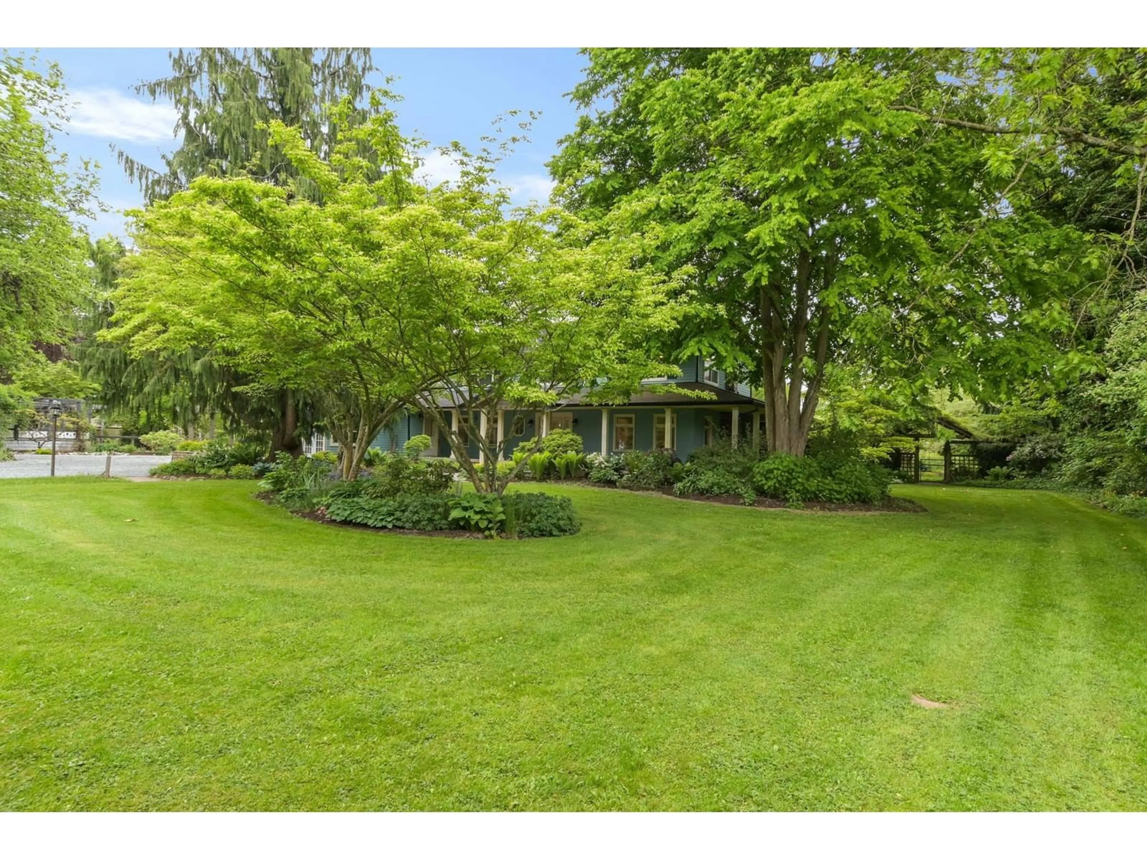 A pic from outside/outdoor area/front of a property/back of a property/a pic from drone, unknown for 4664 236, Langley British Columbia V2Z2S4