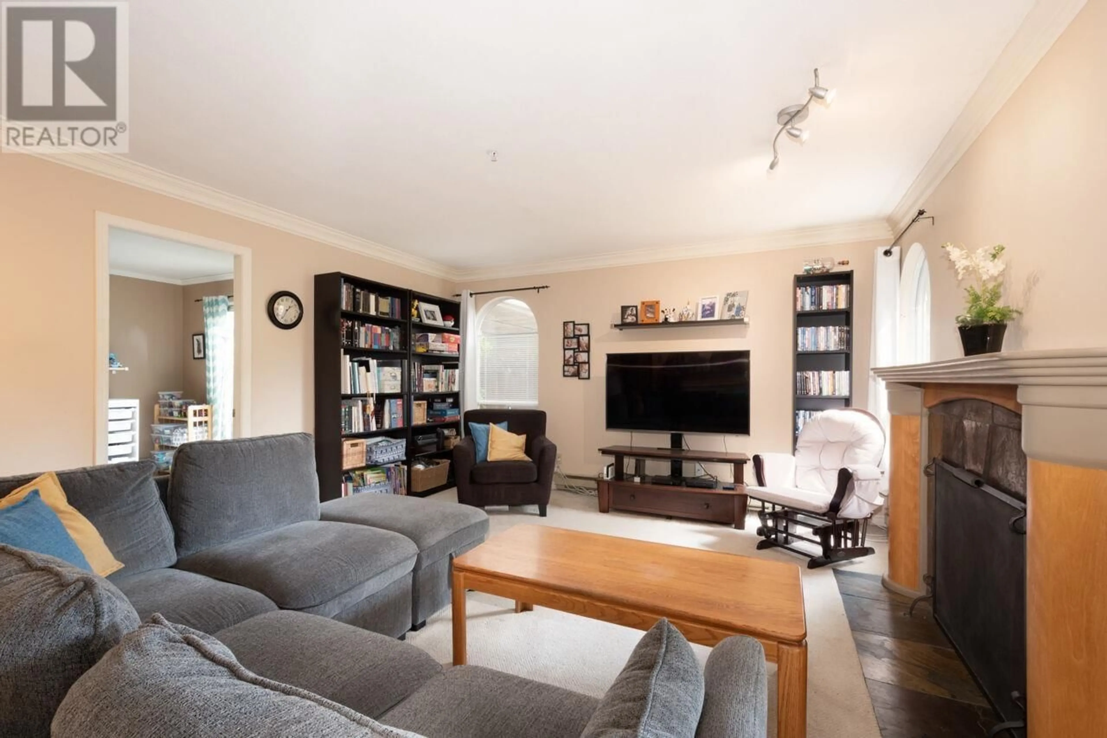 Living room with furniture, unknown for 205 - 1000 BOWRON COURT, North Vancouver British Columbia V7H2W1