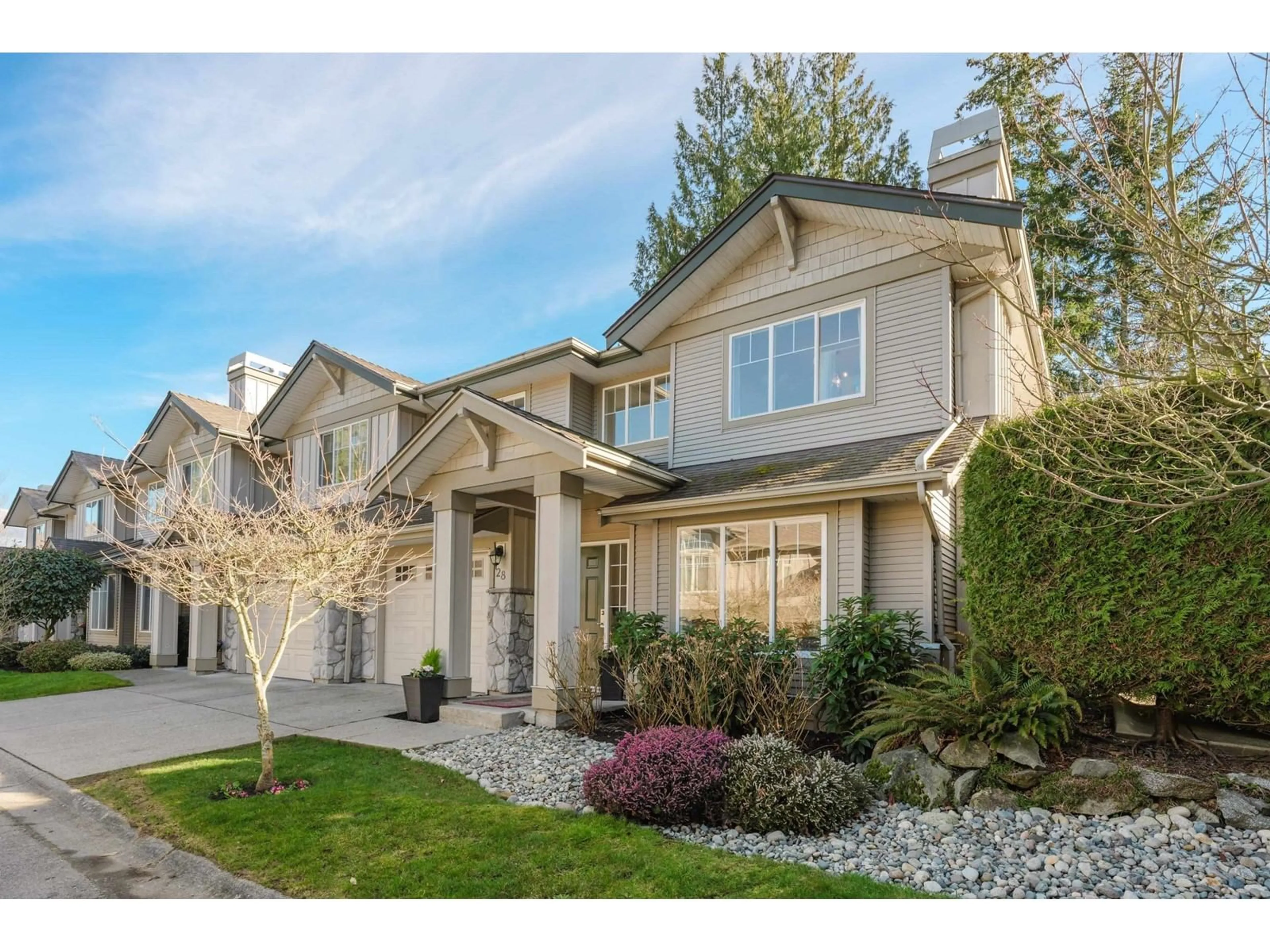 Home with vinyl exterior material, street for 28 - 2780 150, Surrey British Columbia V4P1P1