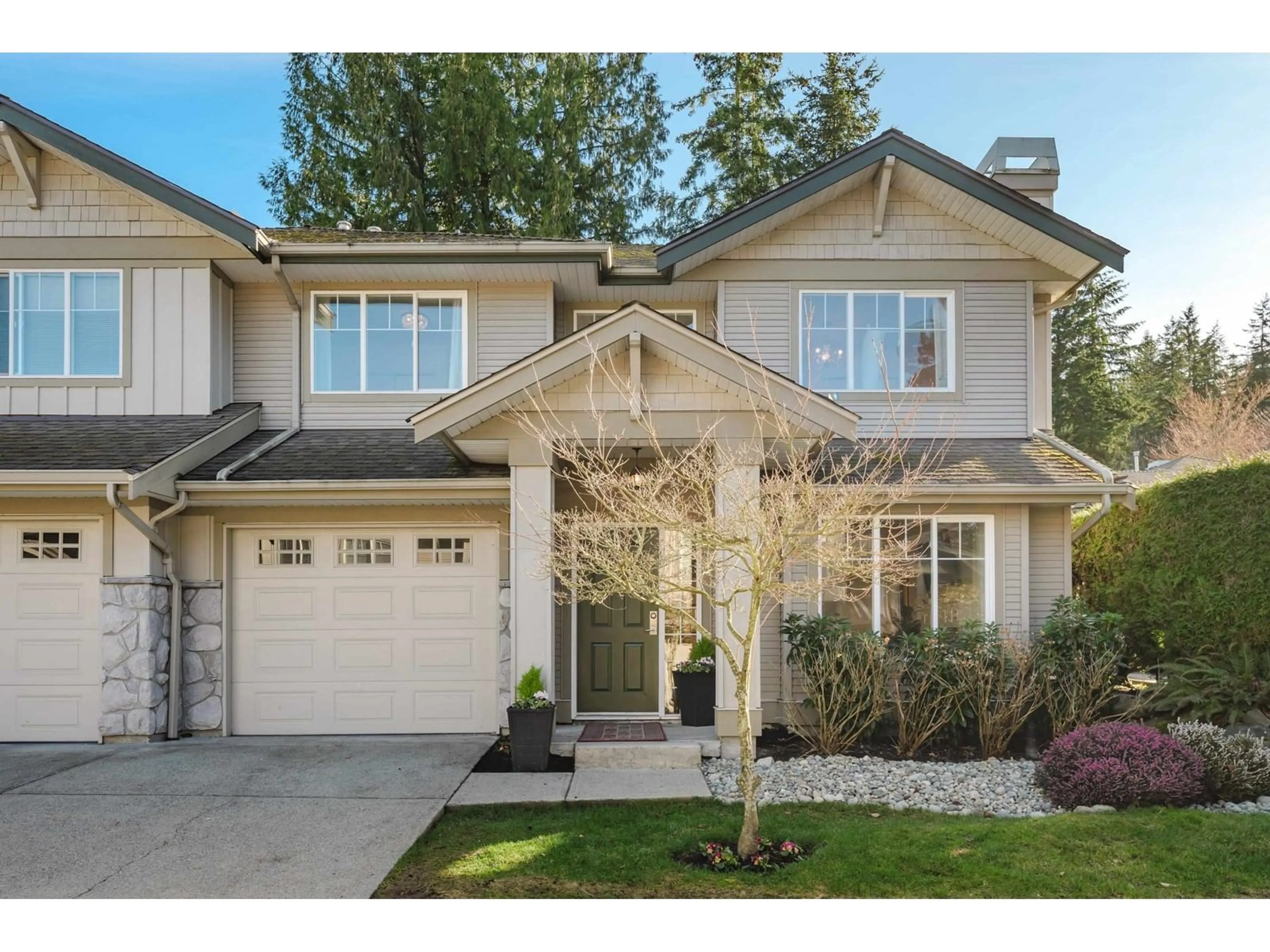 Home with vinyl exterior material, street for 28 - 2780 150, Surrey British Columbia V4P1P1