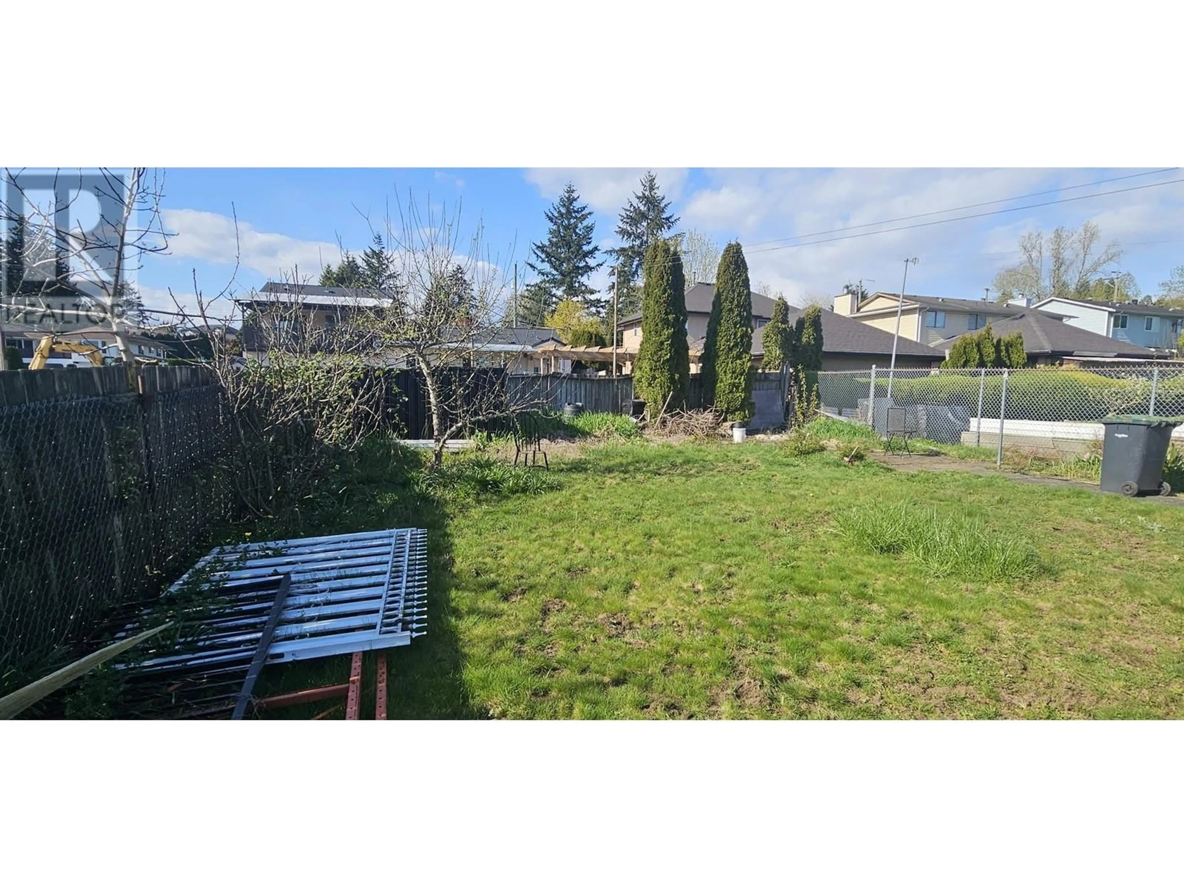 A pic from outside/outdoor area/front of a property/back of a property/a pic from drone, unknown for 647 GAUTHIER AVENUE, Coquitlam British Columbia V3K1R2