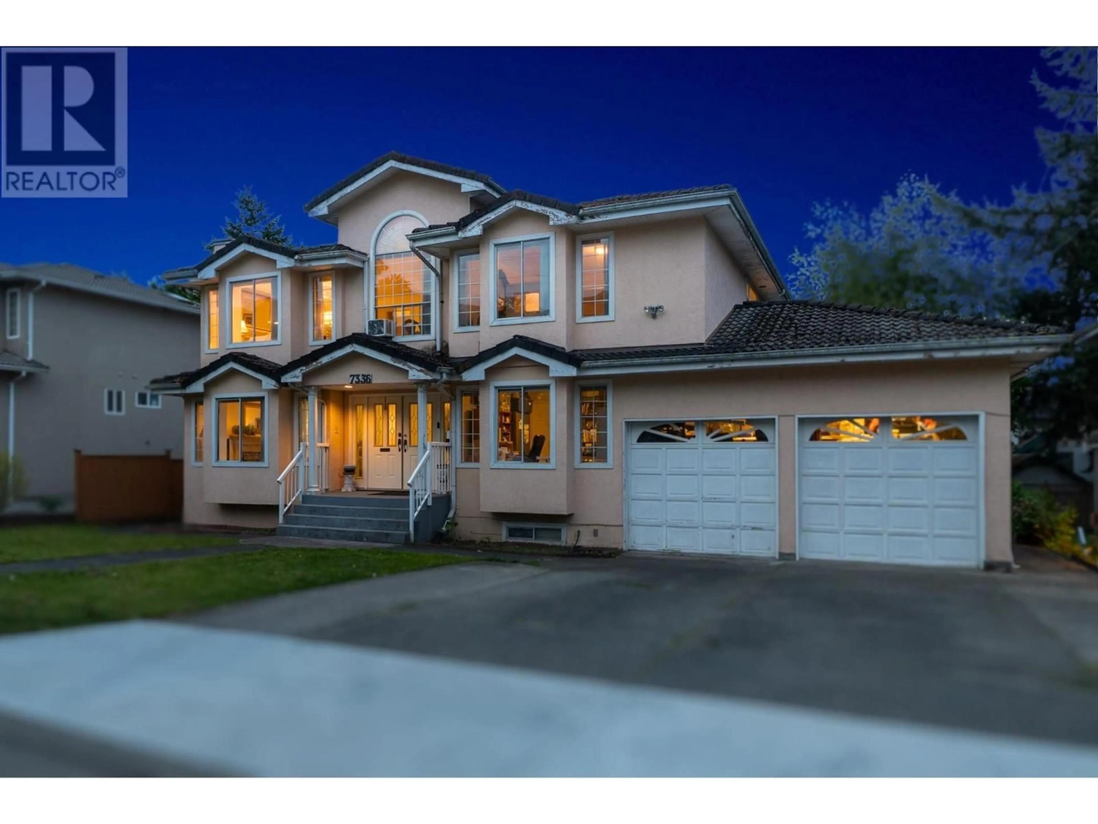 Home with vinyl exterior material, street for 7336 16TH AVENUE, Burnaby British Columbia V3N1N8