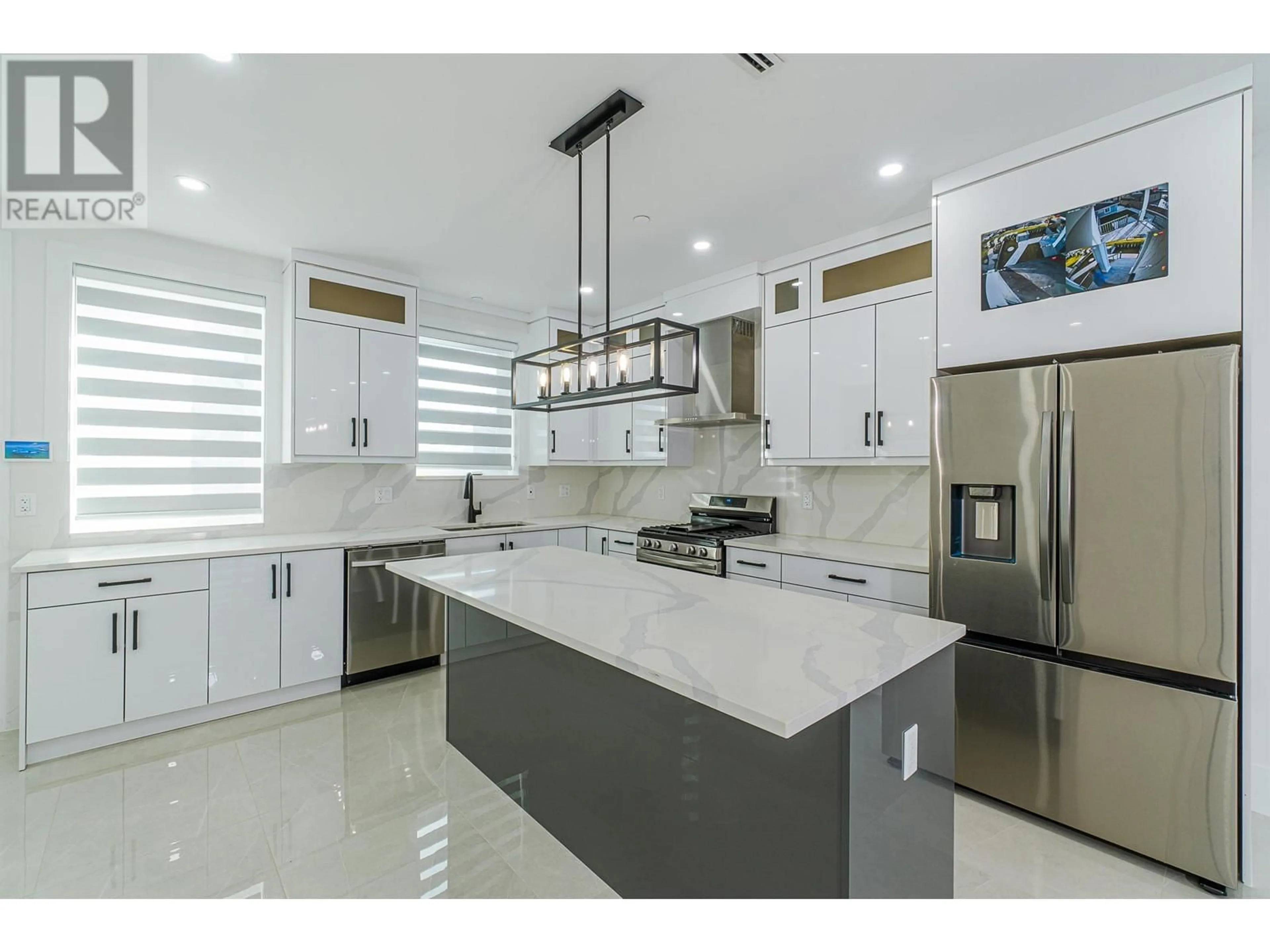 Contemporary kitchen, ceramic/tile floor for 2790 49TH AVENUE, Vancouver British Columbia V5S1K5